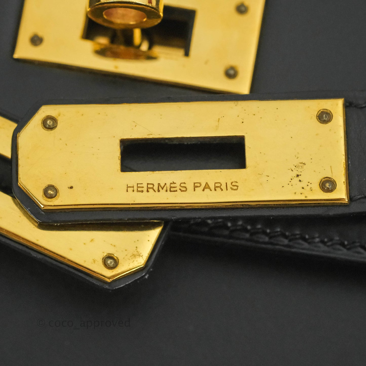 Hermès Kelly 28 Vintage Sellier Black Box Leather Gold Hardware