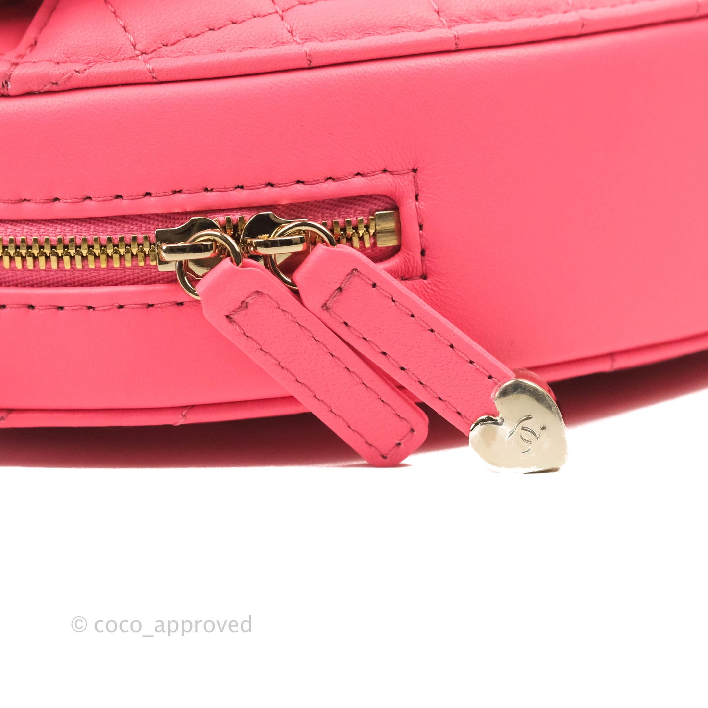 Chanel Large Heart Bag Pink Lambskin Gold Hardware 22S