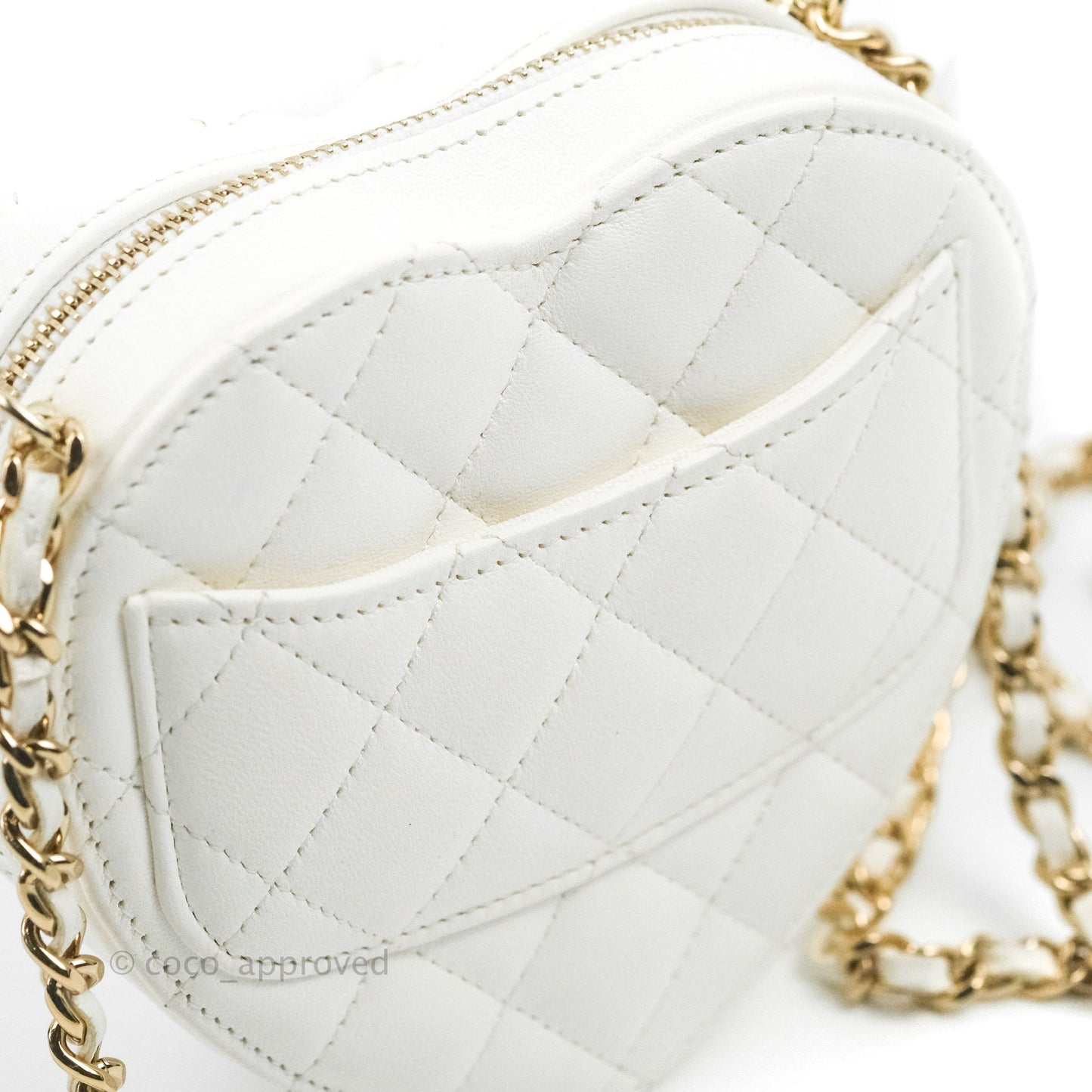 Chanel Small Heart Bag White Lambskin Gold Hardware 22S