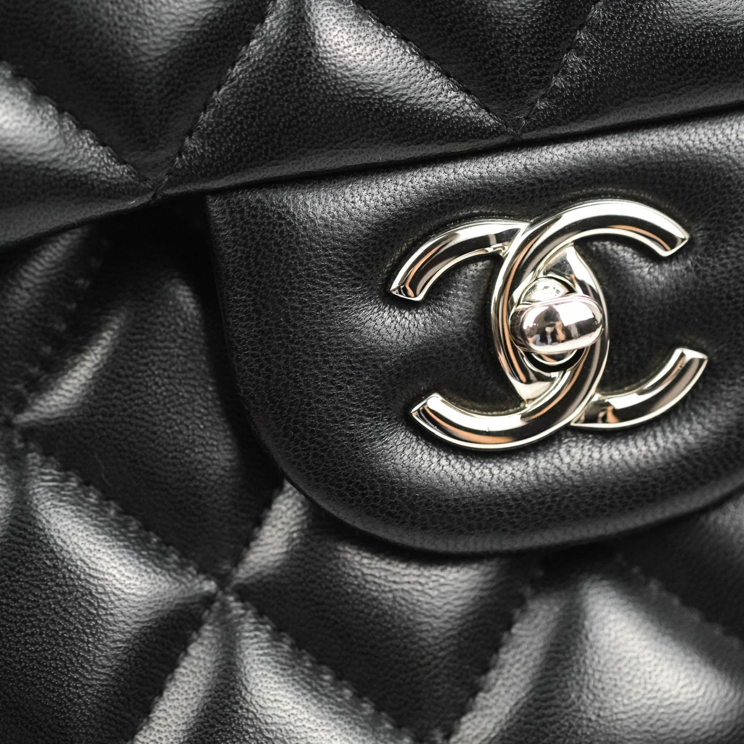Chanel Jumbo Double Flap Black Lambskin Silver Hardware⁣⁣