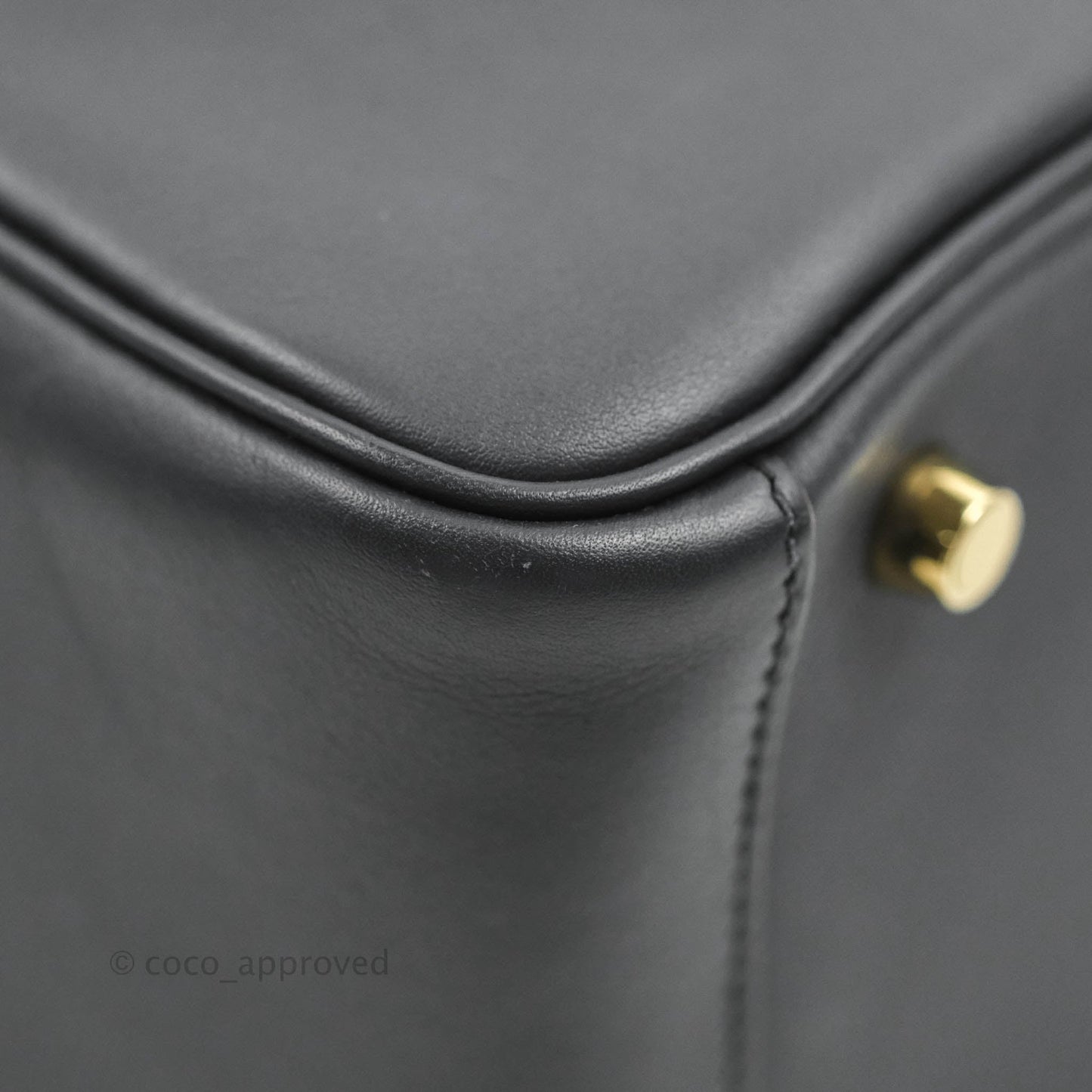 Hermès Lindy 26 Navy Swift Gold Hardware Special Edition
