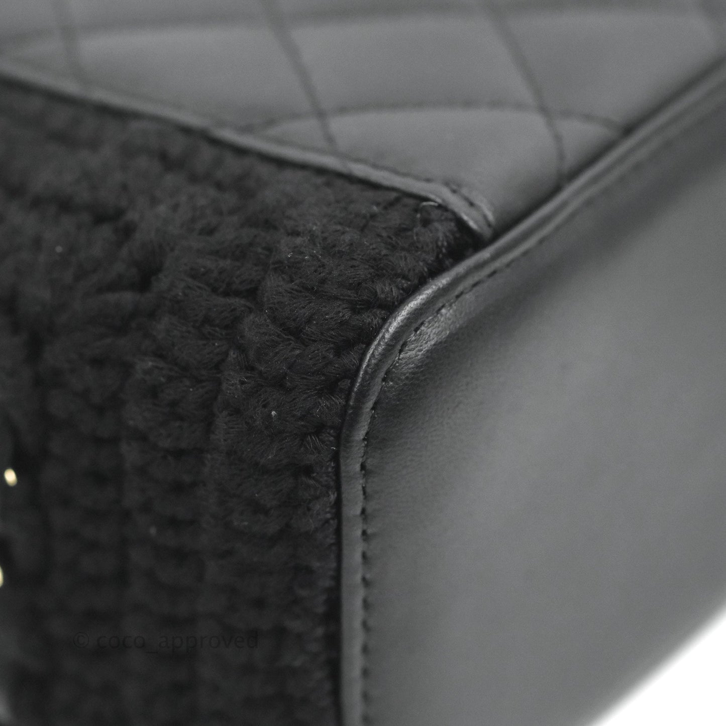 Chanel Vanity with Chain Crochet Black Lambskin Gold Hardware