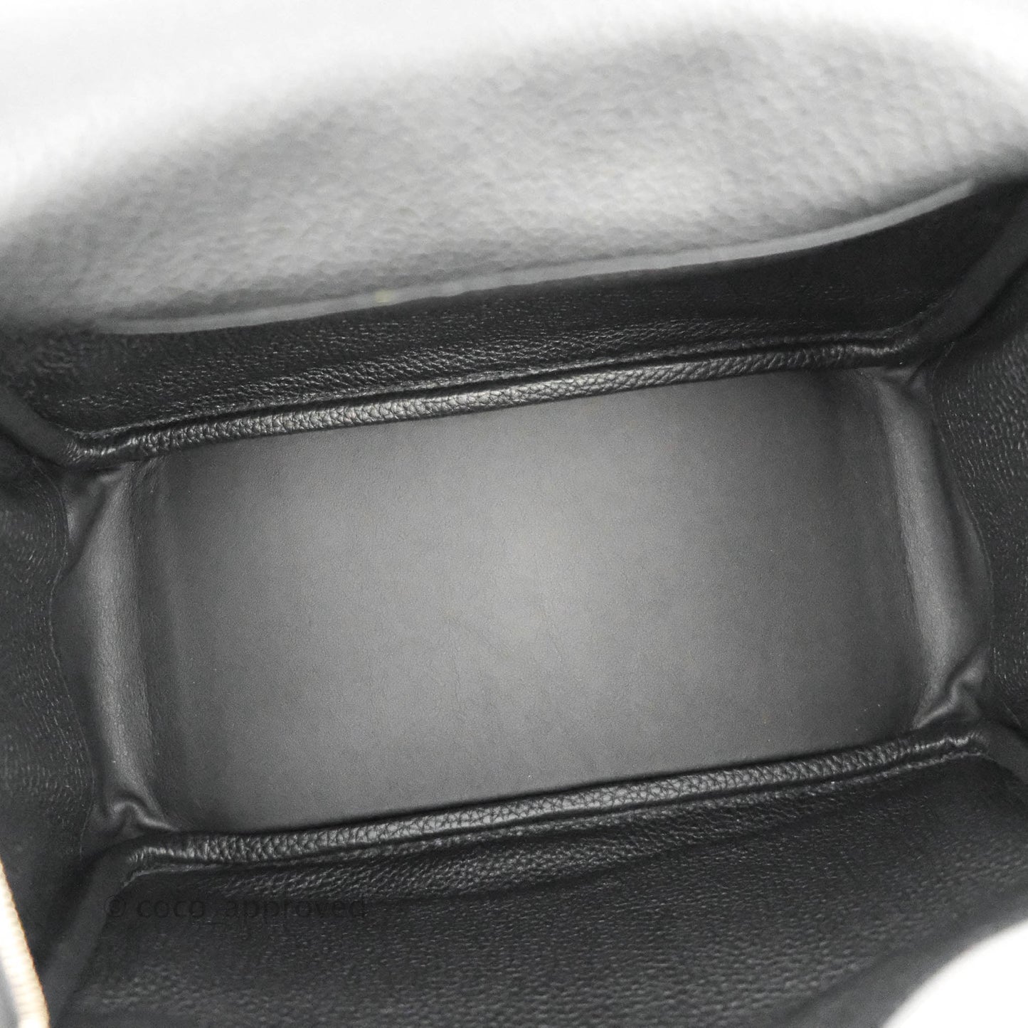 Hermès Lindy 26 Black Clemence Silver Hardware