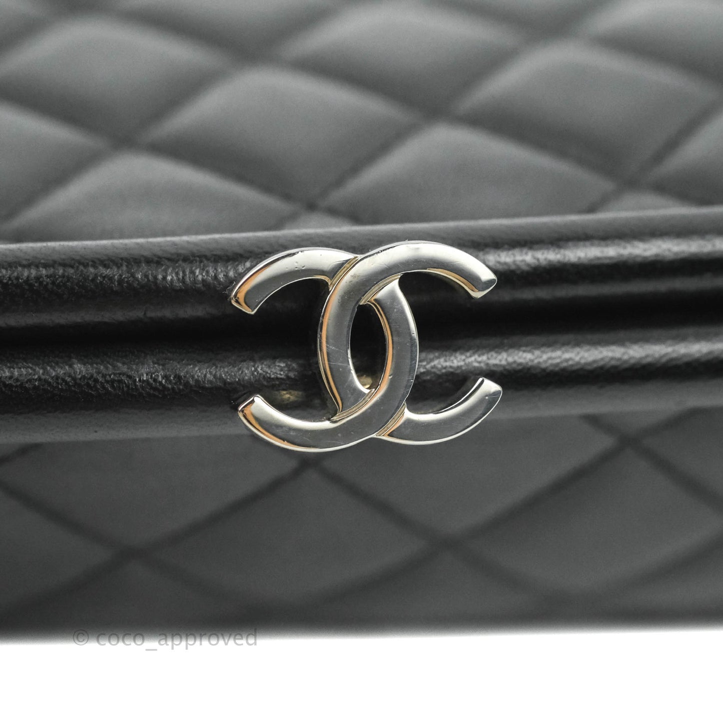 Chanel Quilted Timeless Kisslock Clutch Black Lambskin Silver Hardware