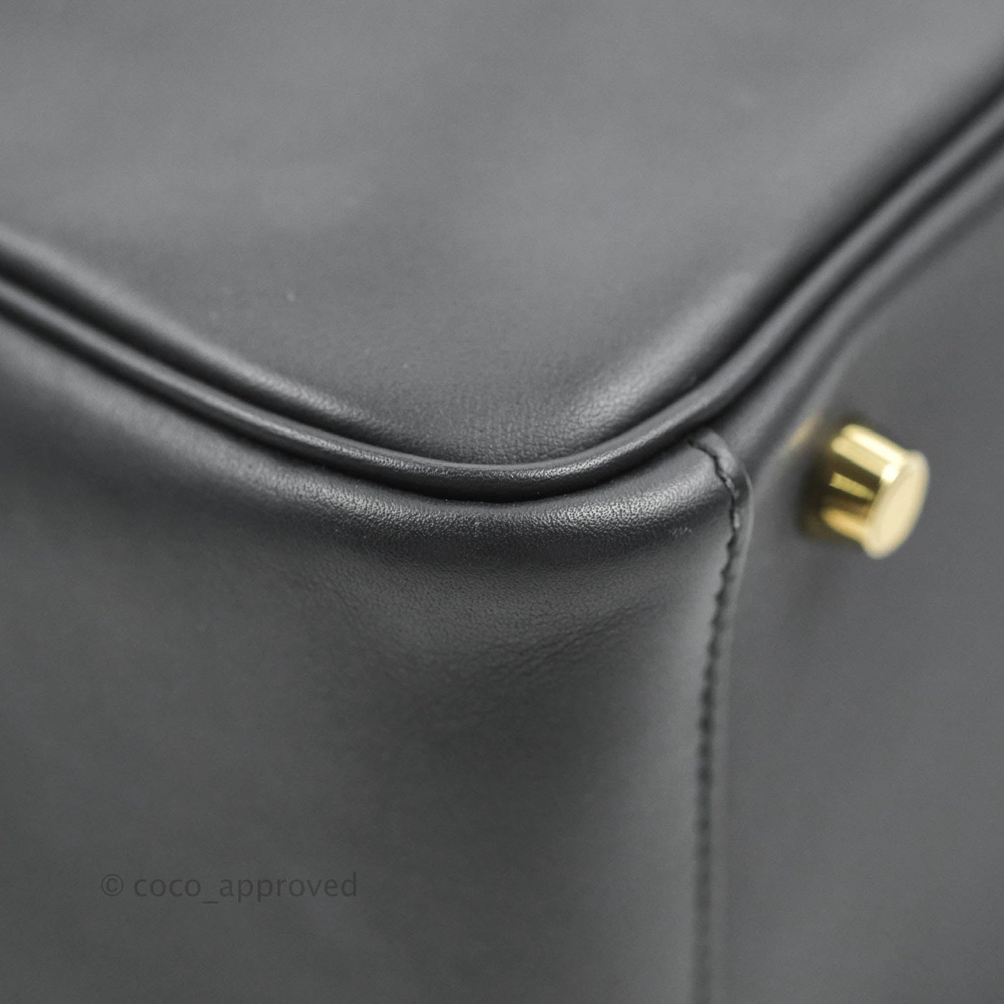 Hermès Lindy 26 Navy Swift Gold Hardware Special Edition