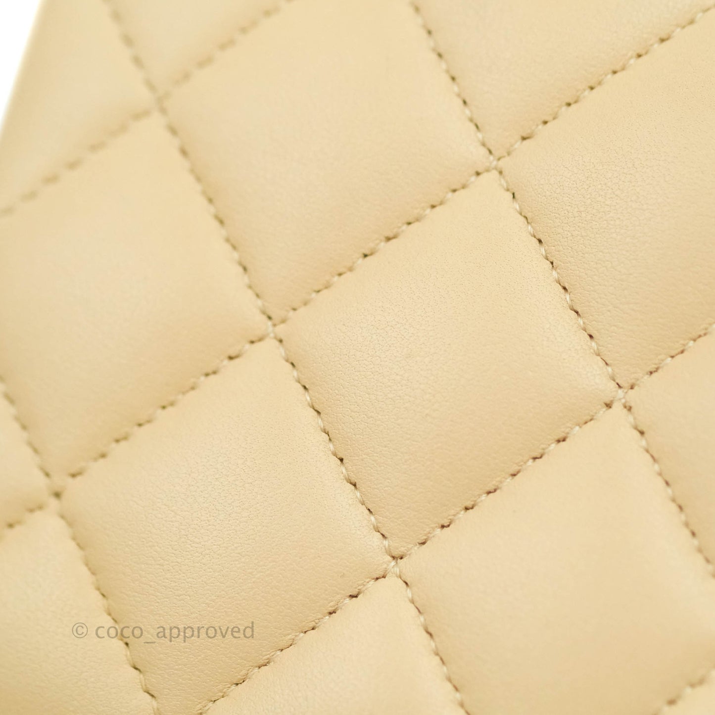 Chanel Classic M/L Medium Flap Quilted Beige Lambskin Gold Hardware
