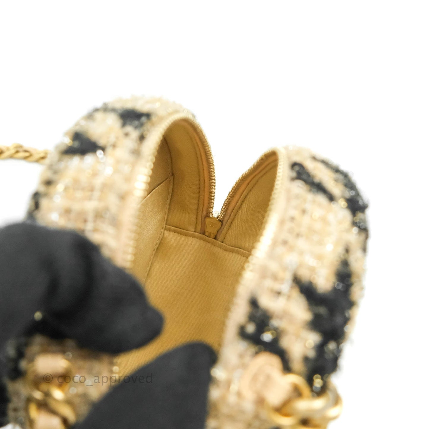 Chanel 19 Houndstooth Tweed Clutch with Chain & Coin Purse Beige Black