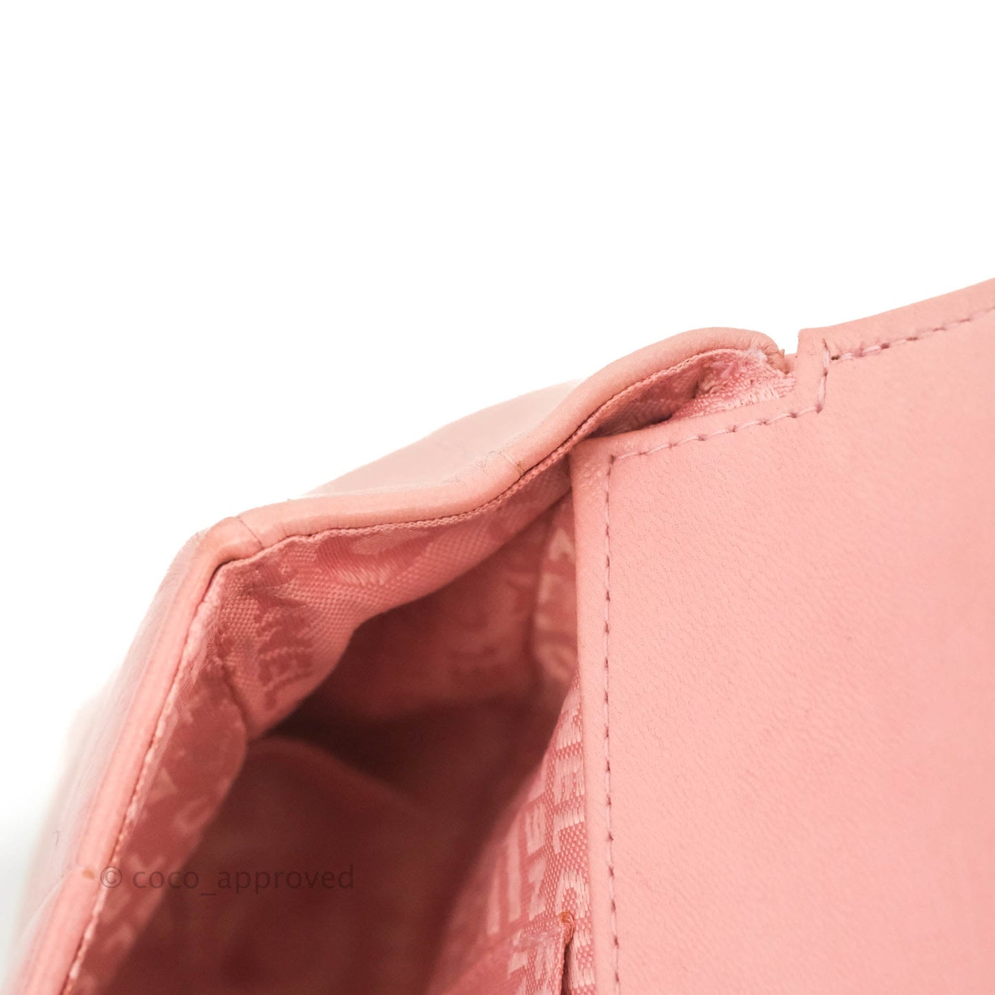 Chanel Vintage Quilted Mini Chocolate Bar Camellia Flap Pink Lambskin Gold Hardware