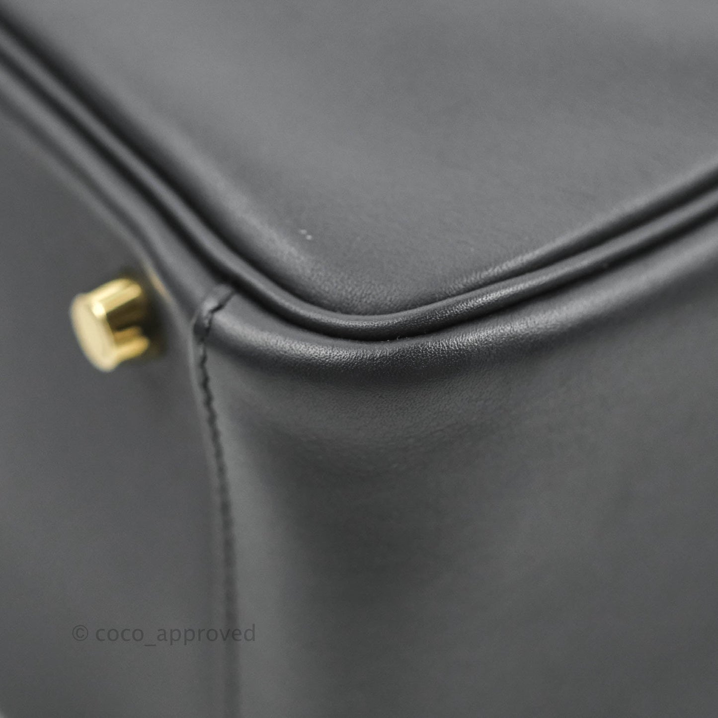 Hermès Lindy 26 Navy Swift Gold Hardware Special Edition