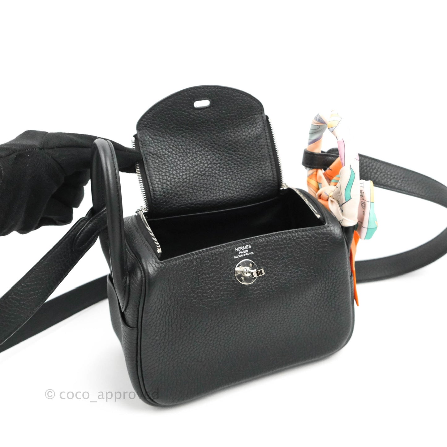Hermès Mini Lindy 20 Taurillon Clemence Black Palladium Hardware With Twilly