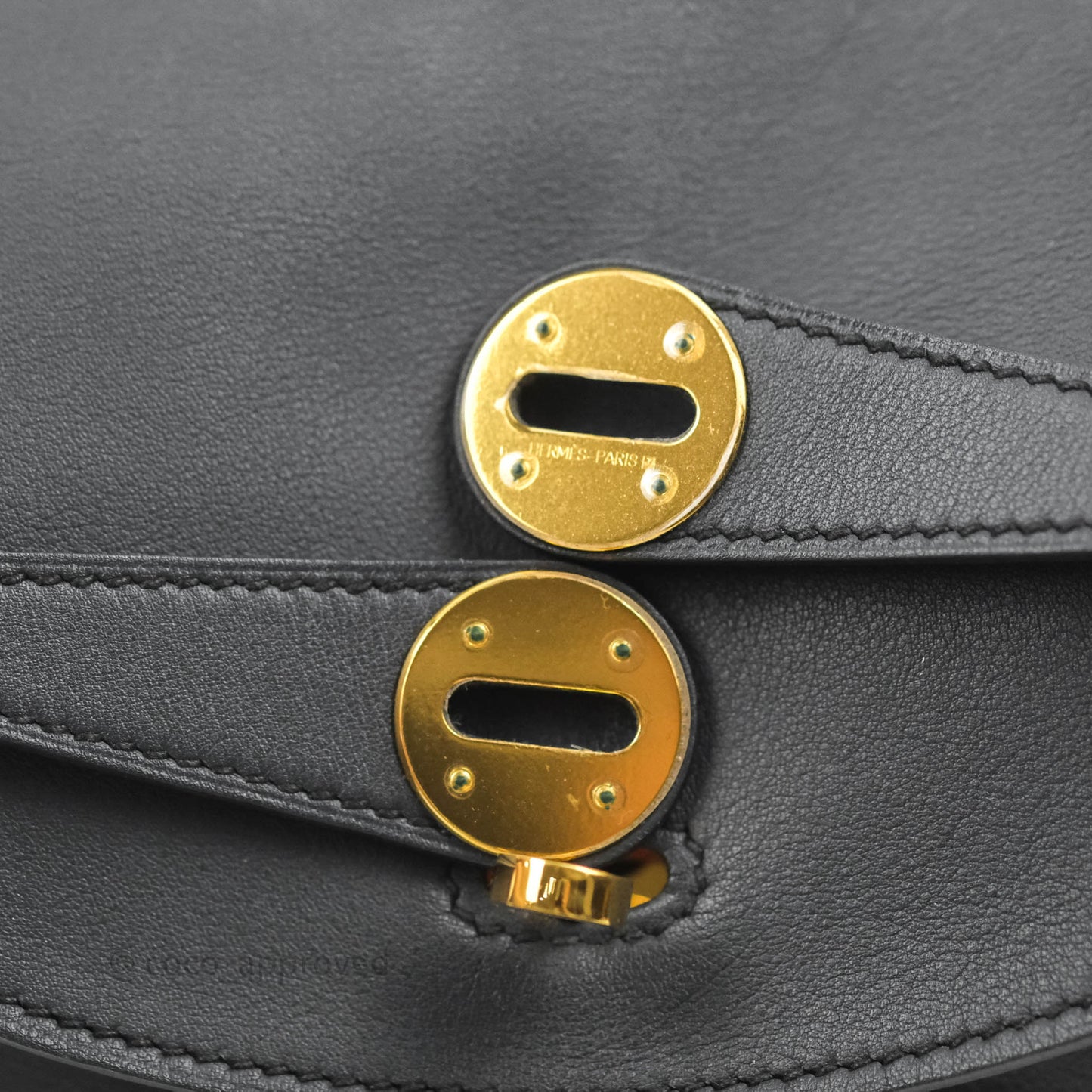 Hermès Lindy 26 Navy Swift Gold Hardware Special Edition