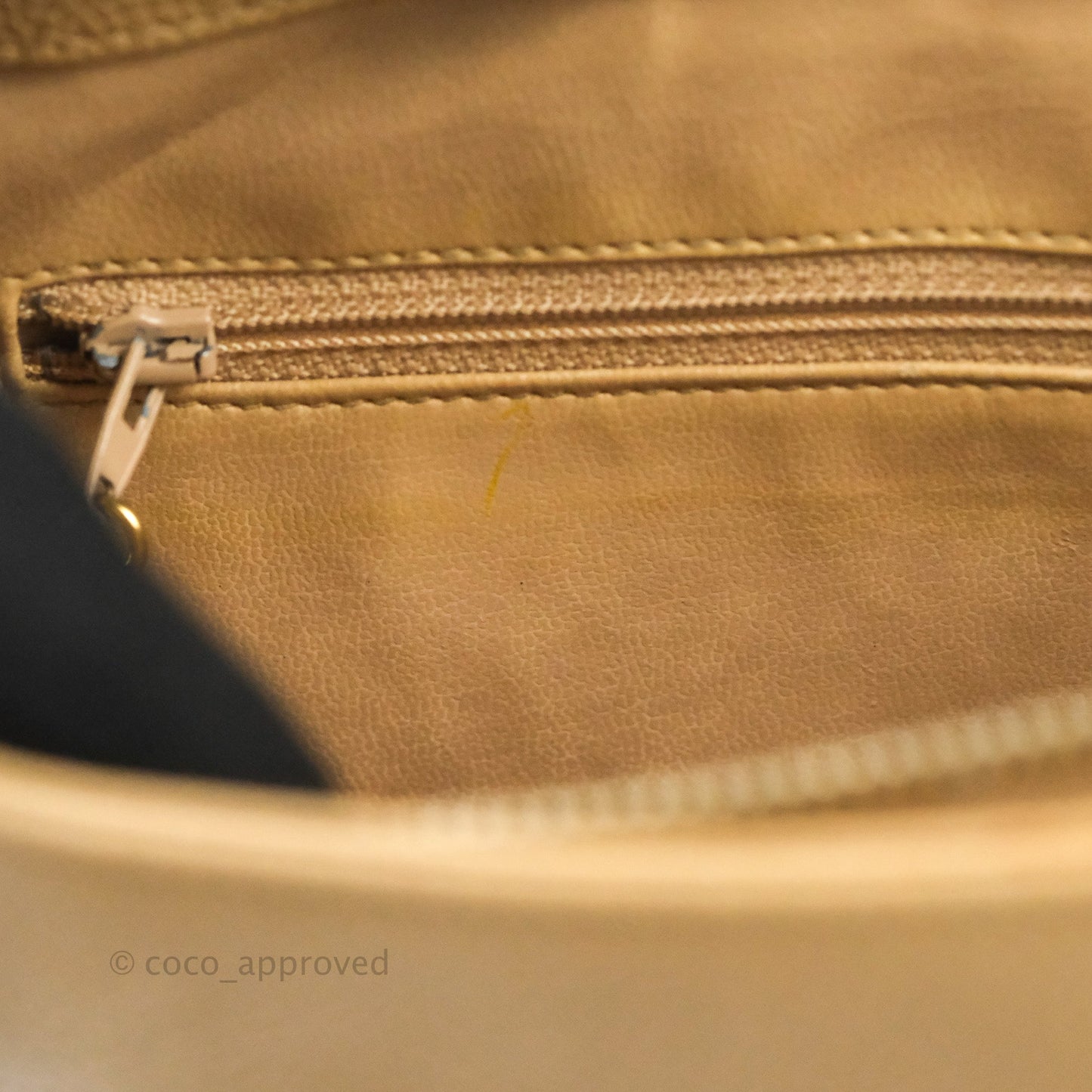 Chanel Vintage Tote Beige Caviar 24K Gold Hardware