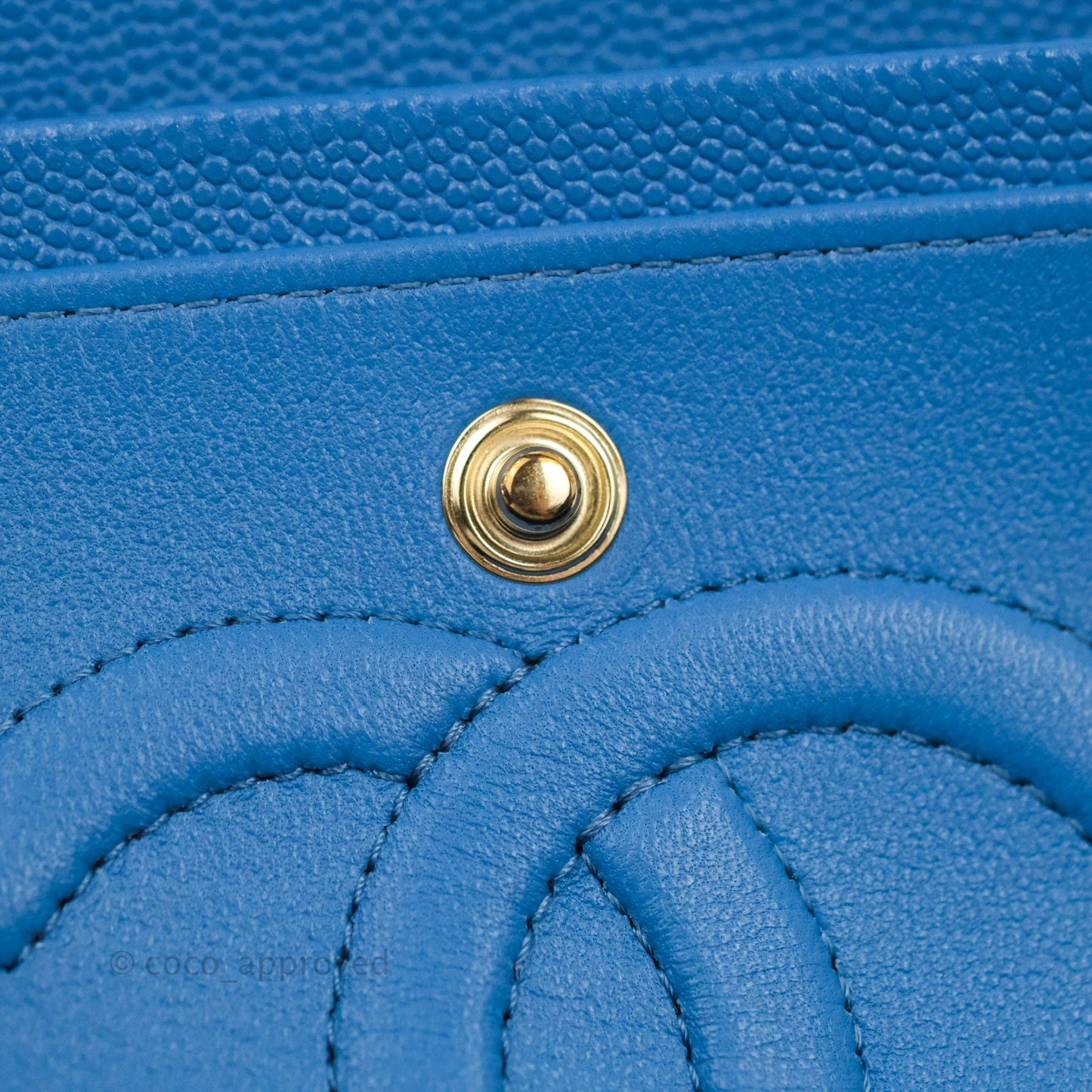 Chanel Classic M/L Medium Flap Quilted Blue Caviar Gold Hardware 21P