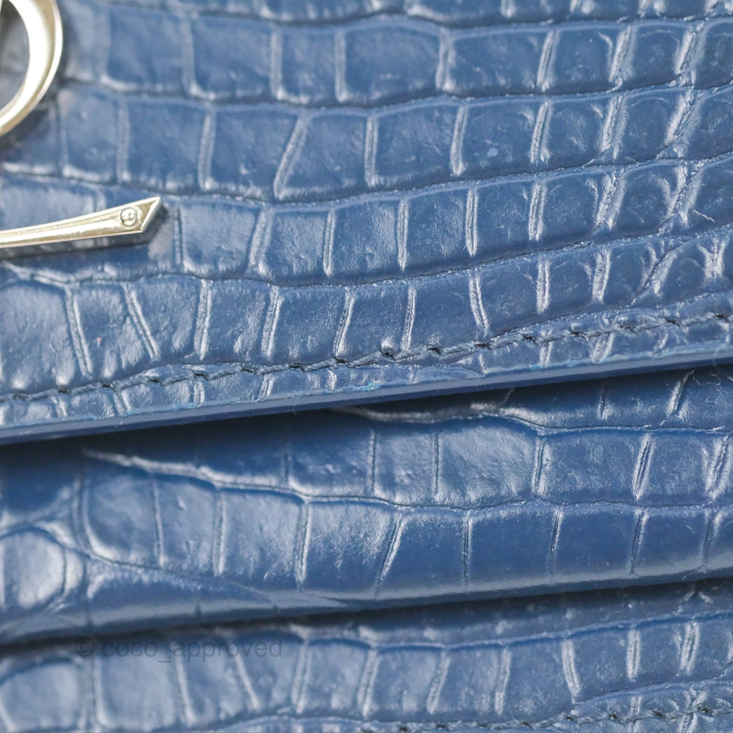 Saint Laurent Sunset Chain Wallet Navy Croc-embossed Shiny Calfskin Silver Hardware