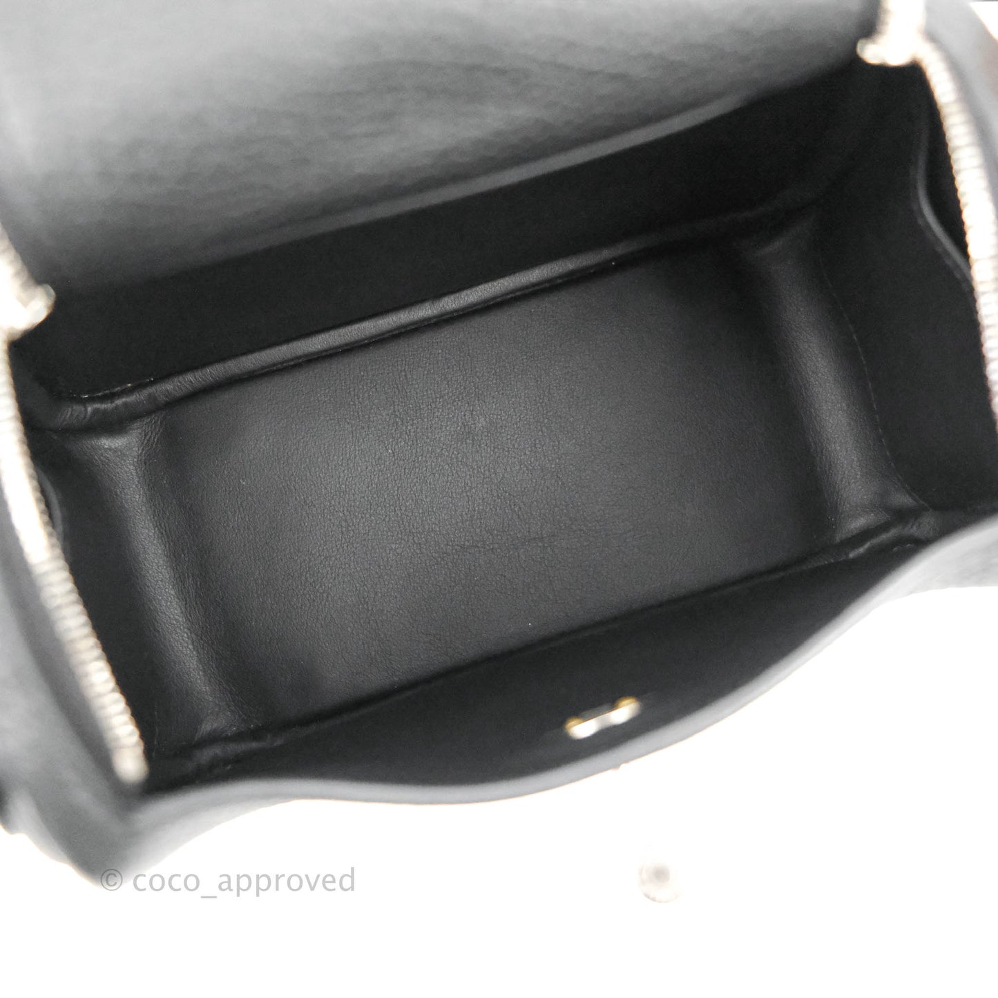 Hermès Mini Lindy 20 Taurillon Clemence Black Palladium Hardware With Twilly