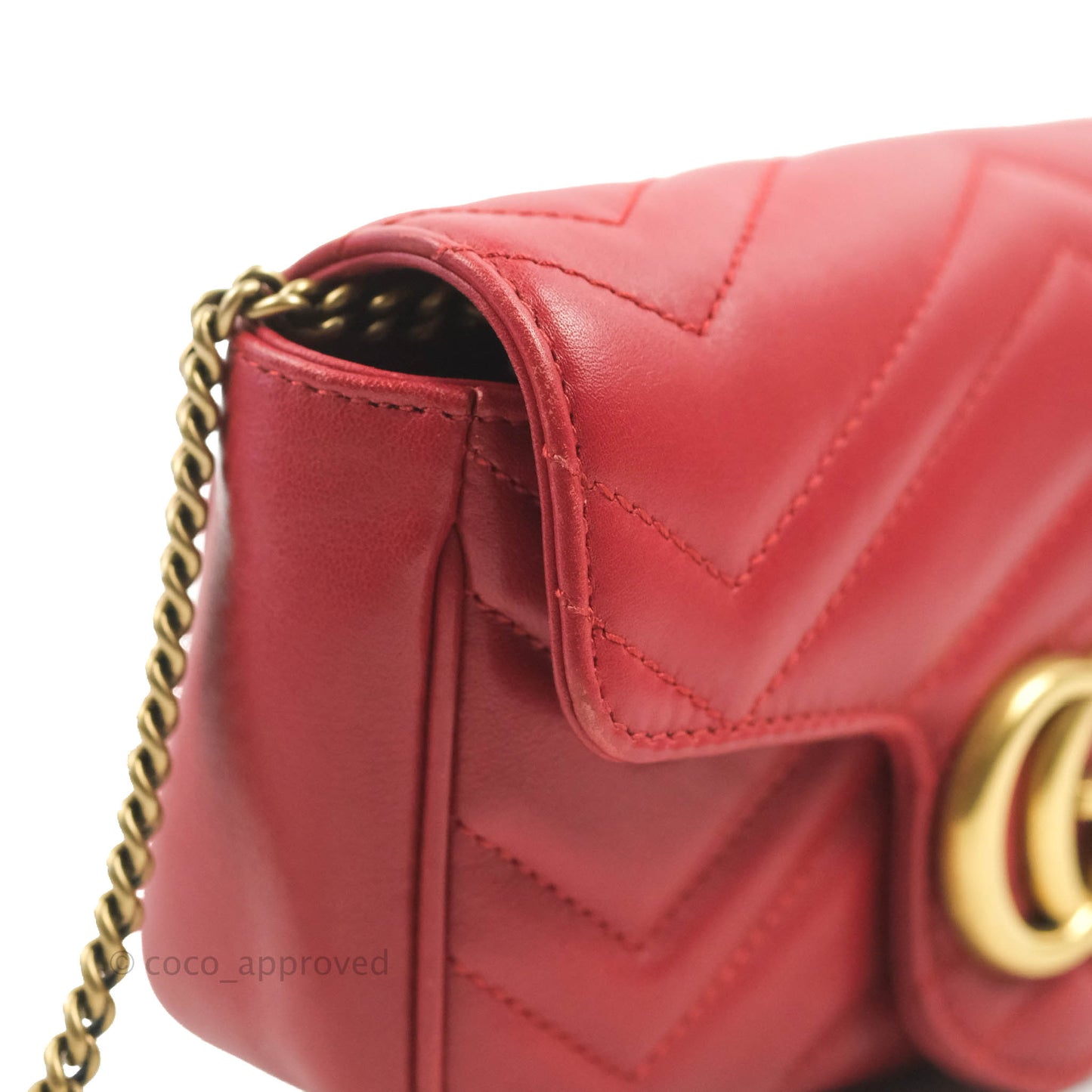 Gucci GG Marmont Matelassé Leather Super Mini Bag Red
