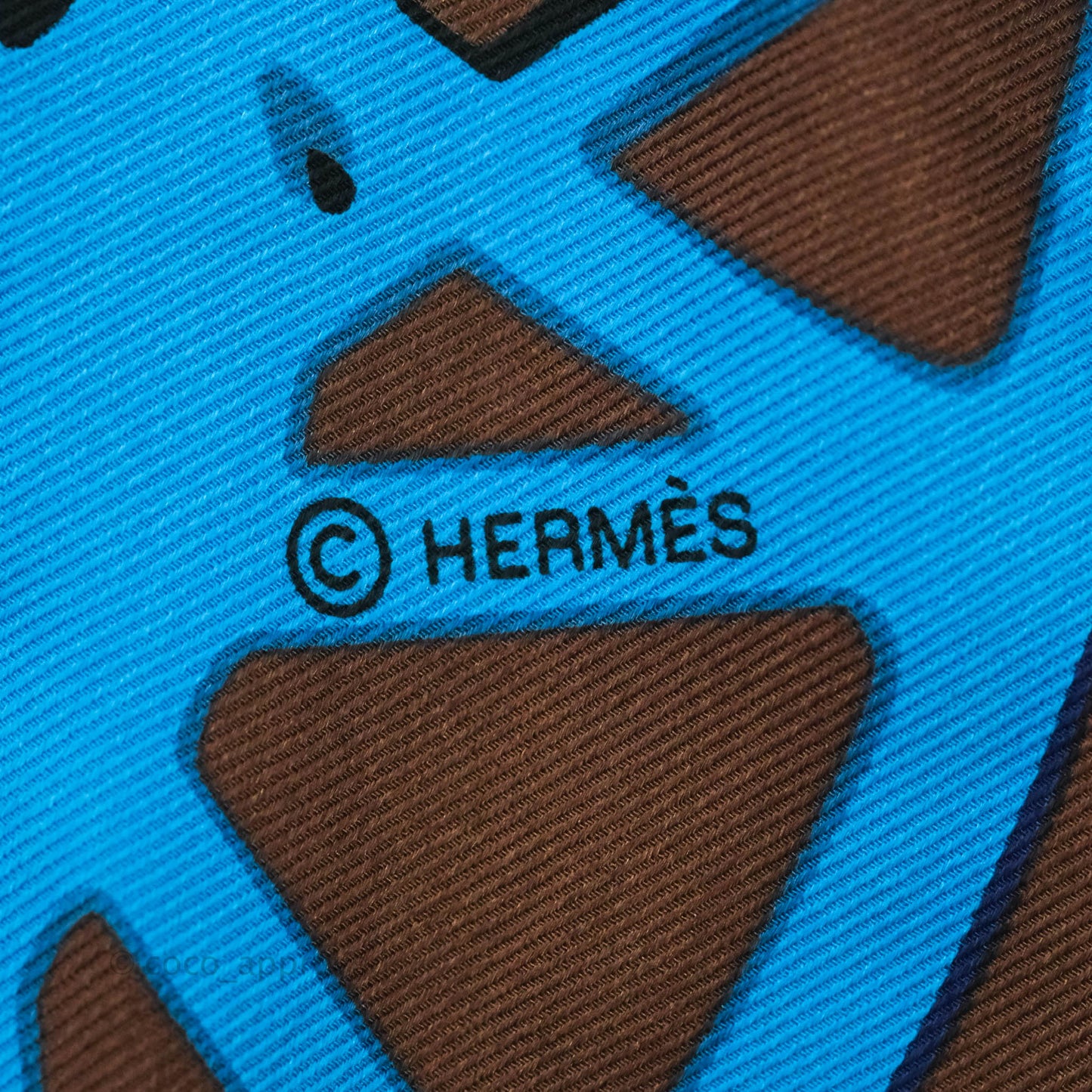 Hermès Calèche Élastique Silk Scarf Brown