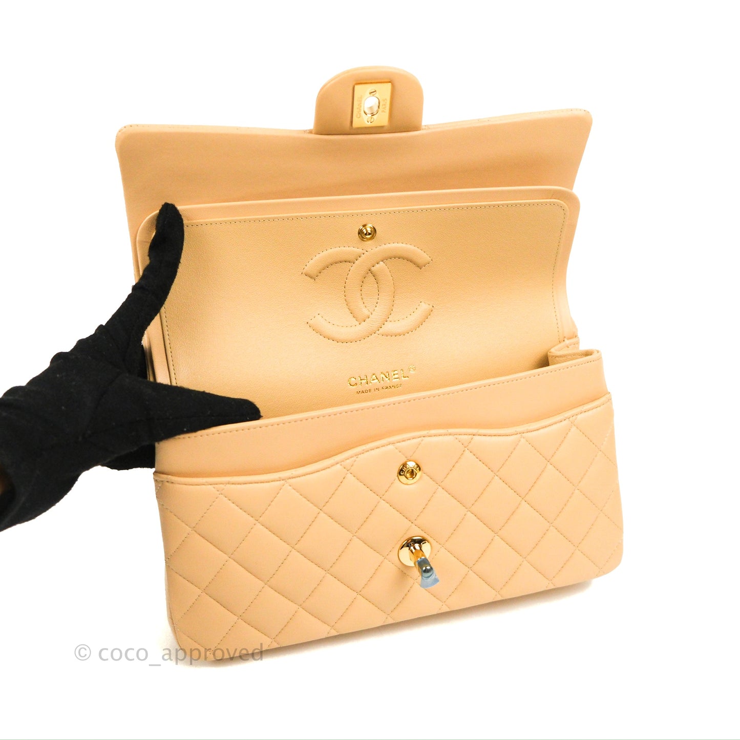 Chanel Classic M/L Medium Flap Quilted Beige Lambskin Gold Hardware