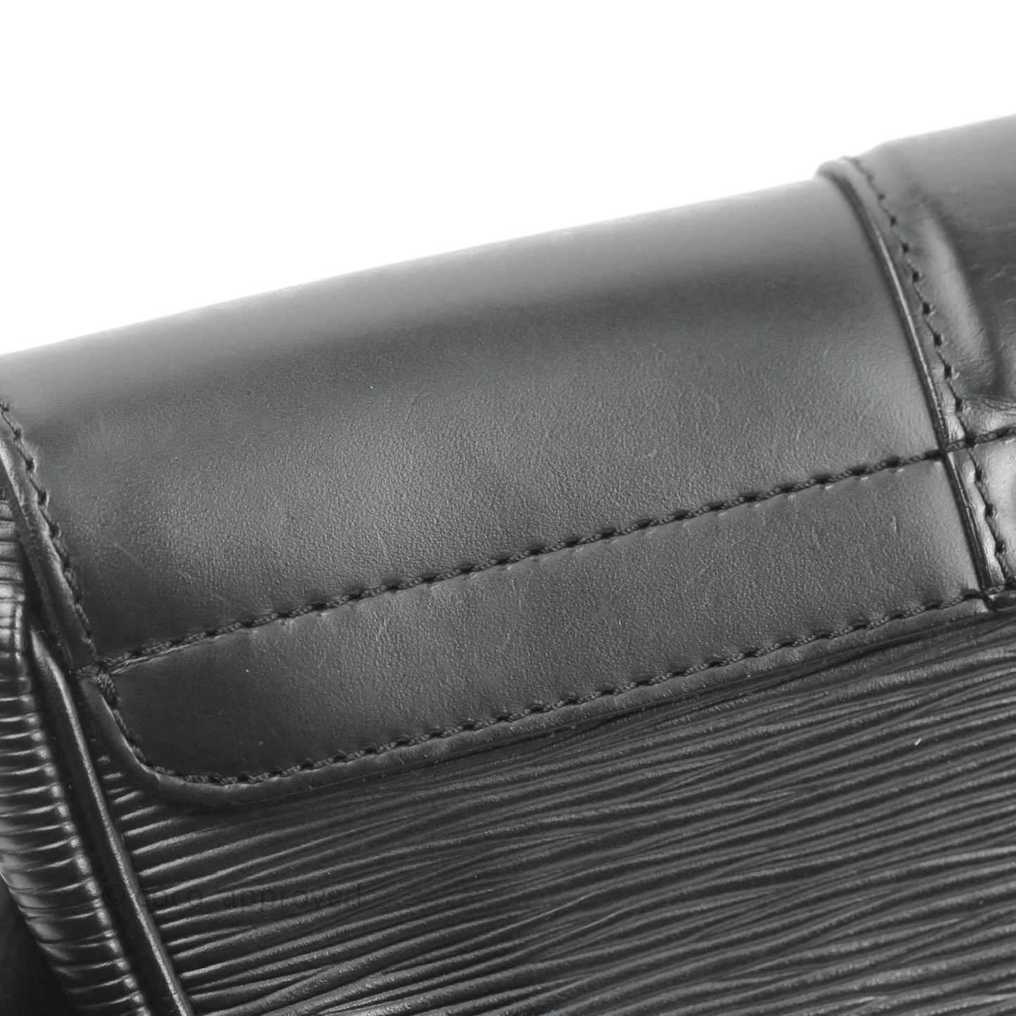 Louis Vuitton Montaigne Clutch Black Epi
