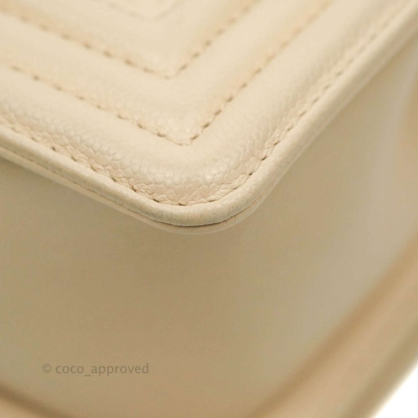 Chanel Chevron Medium Boy Light Pink Beige Caviar Ruthenium Hardware