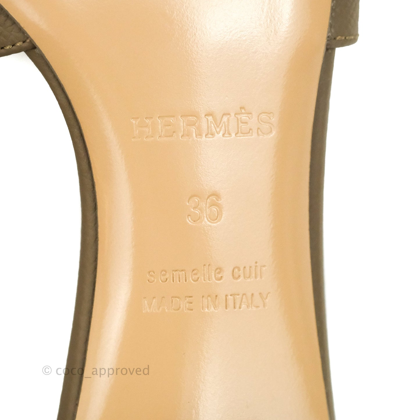 Hermès Oasis Sandals in Etoupe Size 36