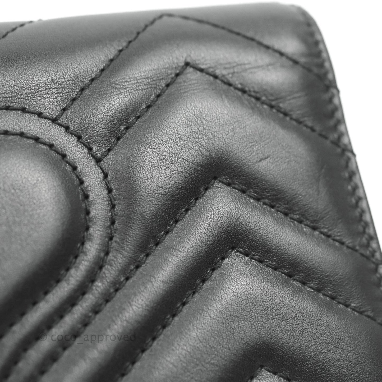 Gucci Matelasse GG Marmont Mini Bag Black Calfskin Gold Hardware