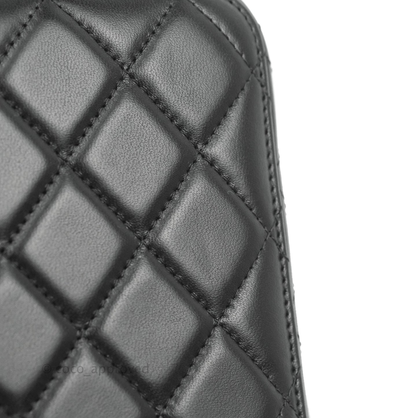 Chanel Quilted Golden Plate Vanity Case Black Lambskin Gold Hardware