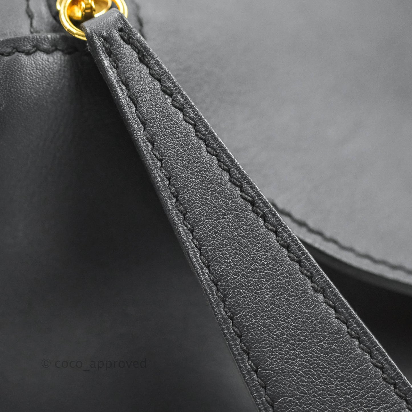 Hermès Lindy 26 Navy Swift Gold Hardware Special Edition