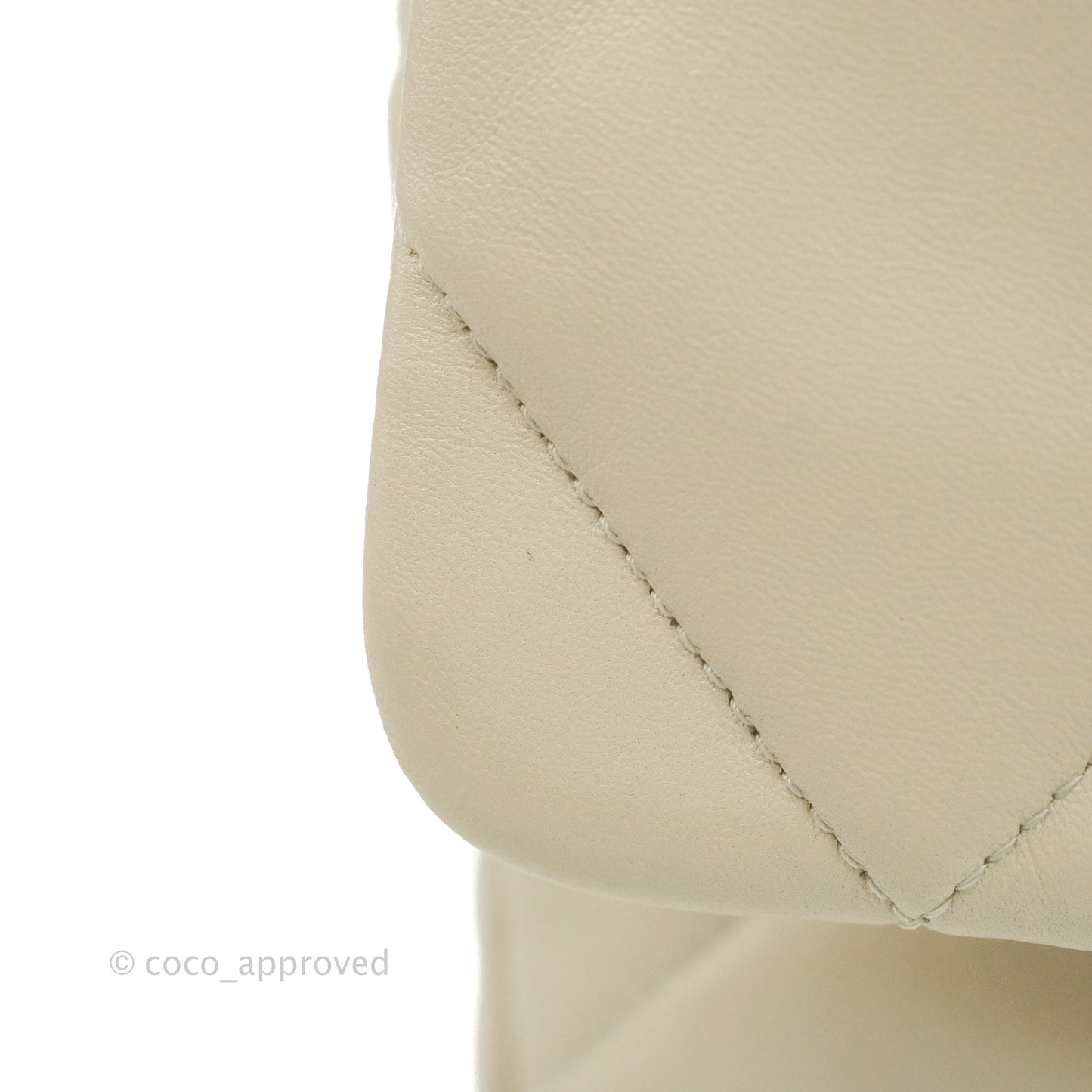Chanel 19 Medium Ivory Mixed Hardware