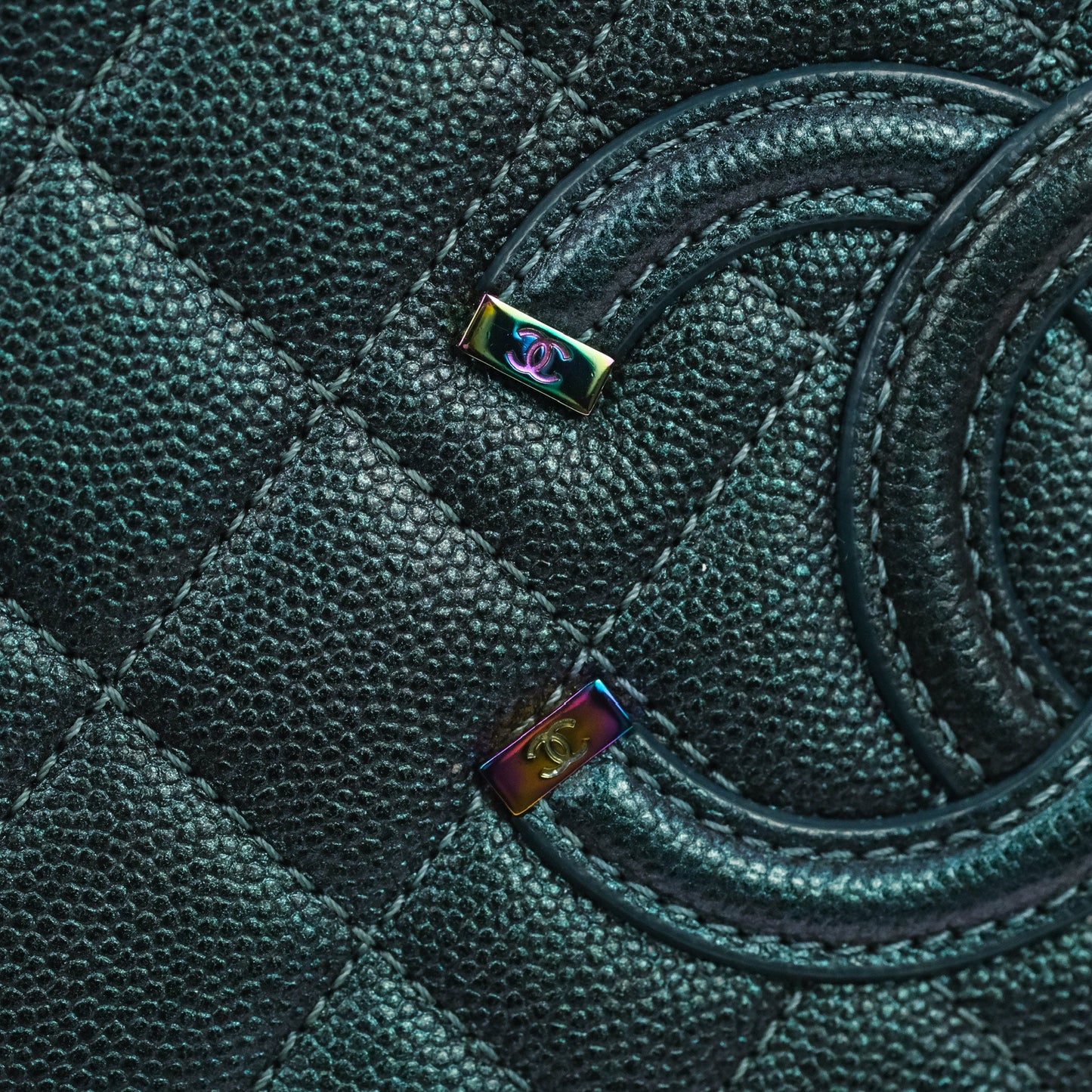 Chanel Quilted Medium CC Filigree Vanity Case Iridescent Dark Turquoise Caviar Rainbow Hardware