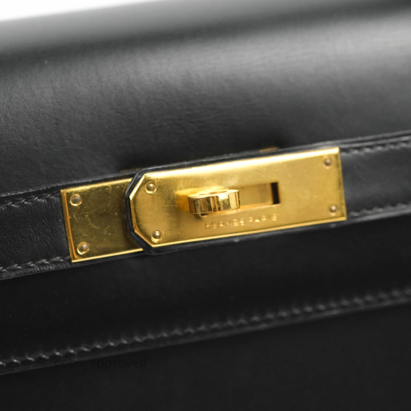 Hermès Kelly 28 Vintage Sellier Black Box Leather Gold Hardware