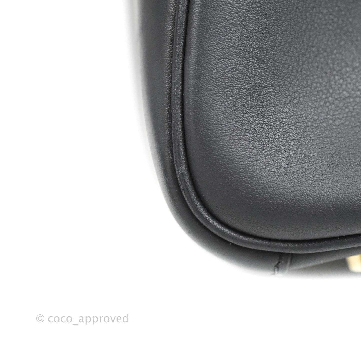 Hermès Lindy 26 Navy Swift Gold Hardware Special Edition