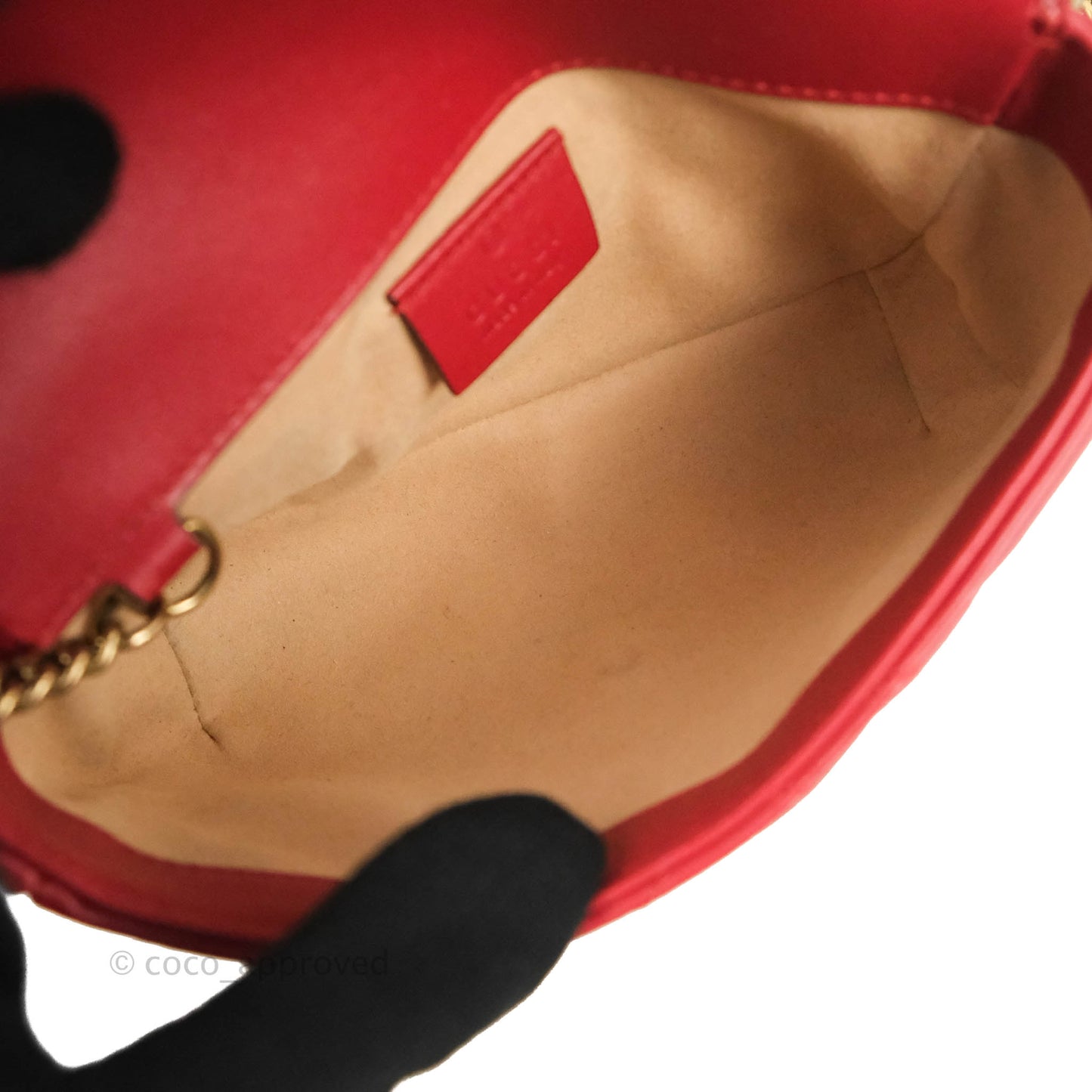 Gucci GG Marmont Matelassé Leather Super Mini Bag Red