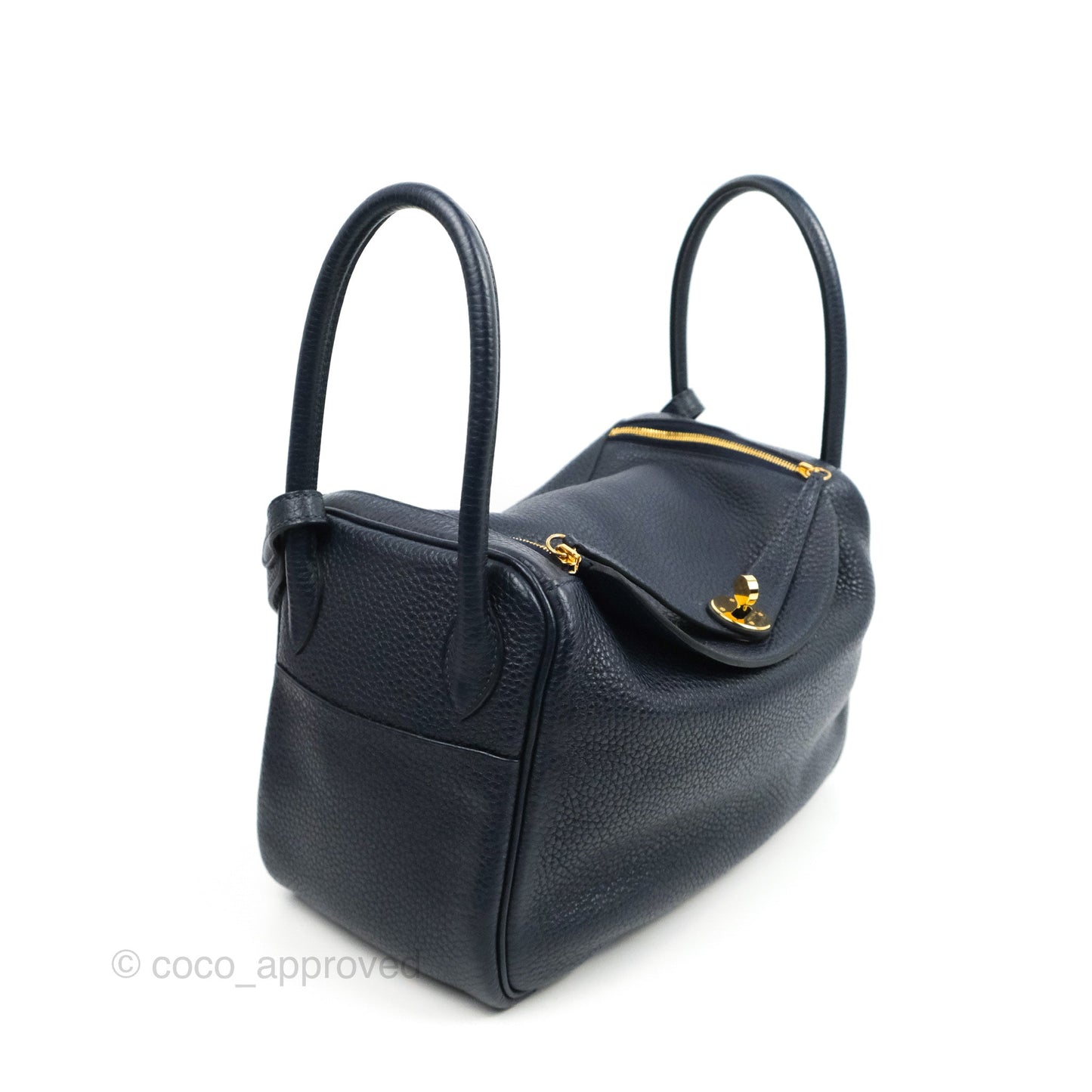 Hermès Lindy 26 Taurillion Clemence Bleu Nuit 2Z Gold Hardware