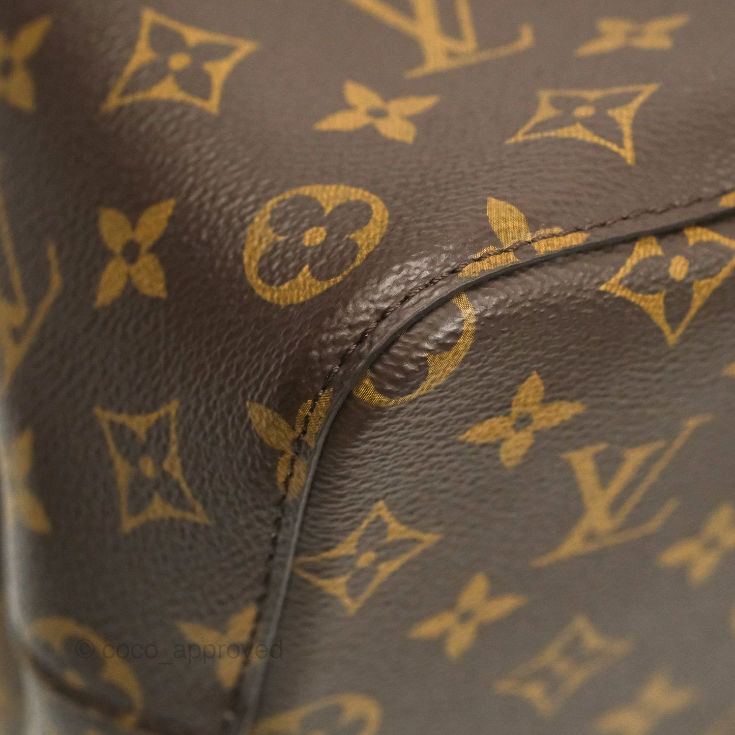 Louis Vuitton Neonoe Bucket Bag MM Monogram Canvas Rose Poudre