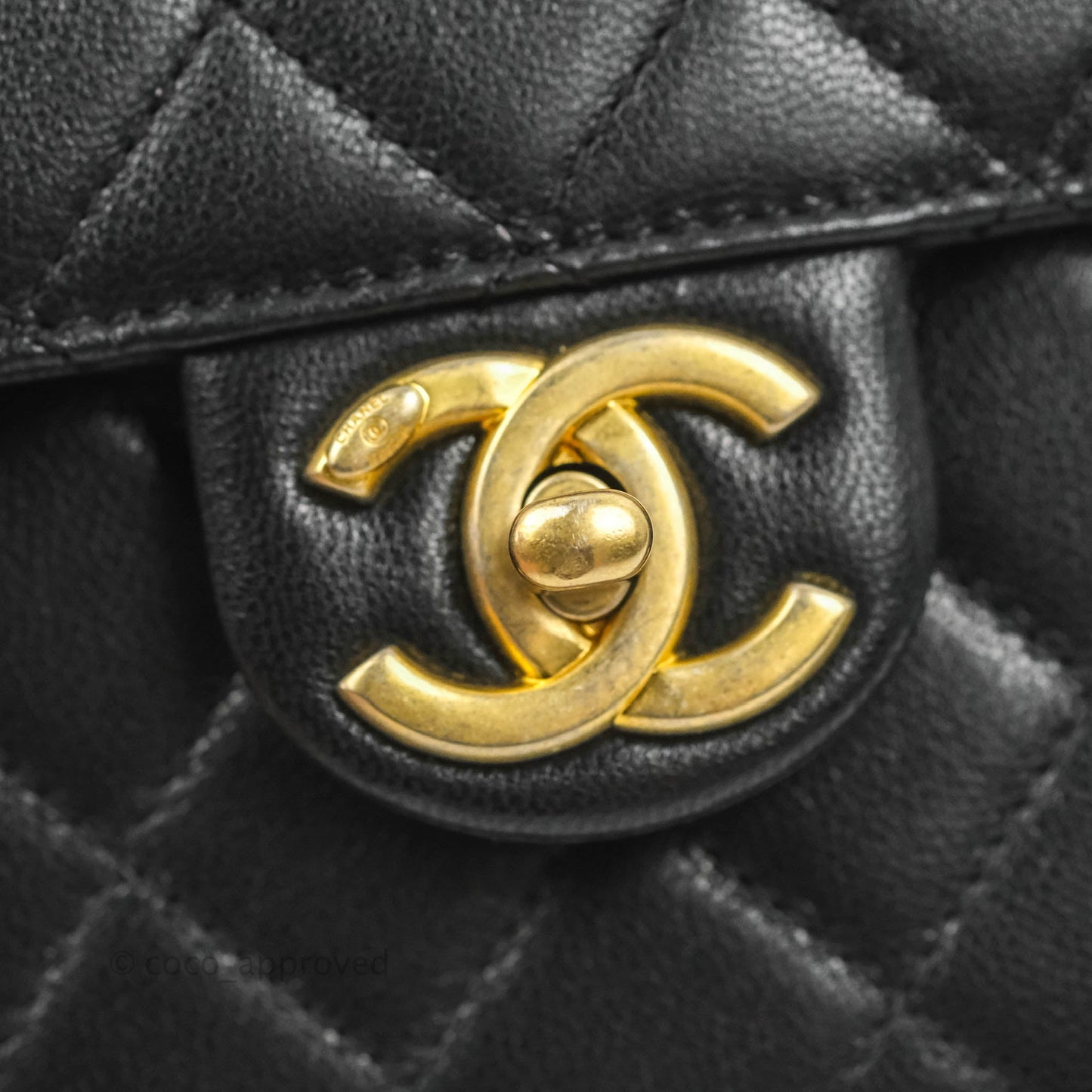 Chanel Quilted Chic Pearls Flap Black Goatskin Aged Gold Hardware