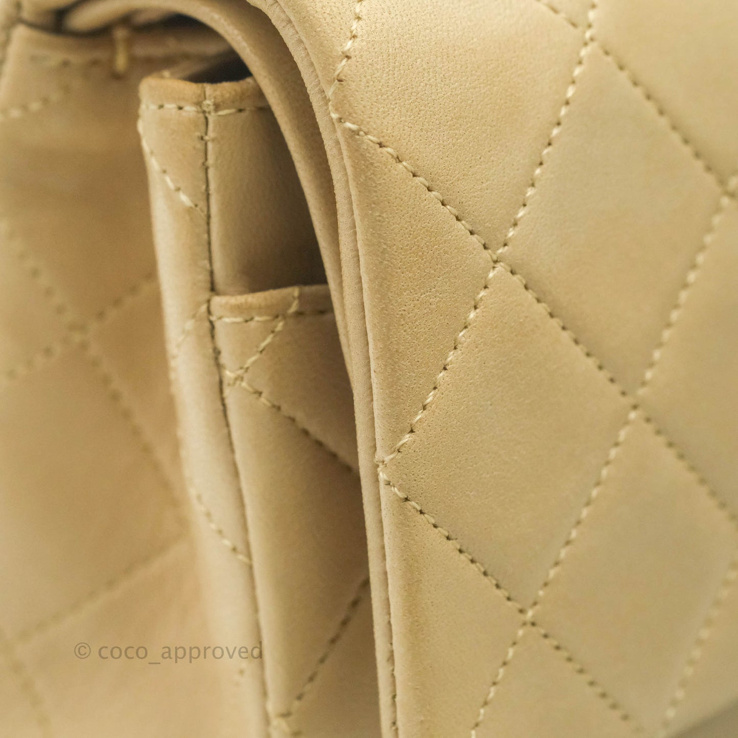 Chanel Classic Vintage Small Flap Beige Lambskin 24K Gold Hardware