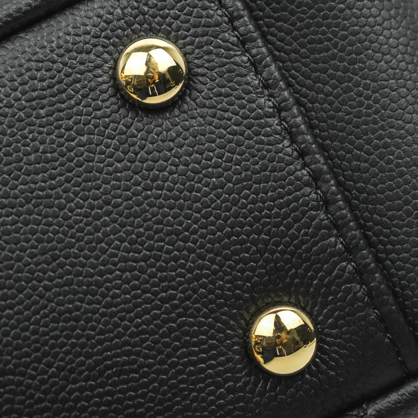 Chanel Quilted Medium Business Affinity Flap Black Caviar Gold Hardware