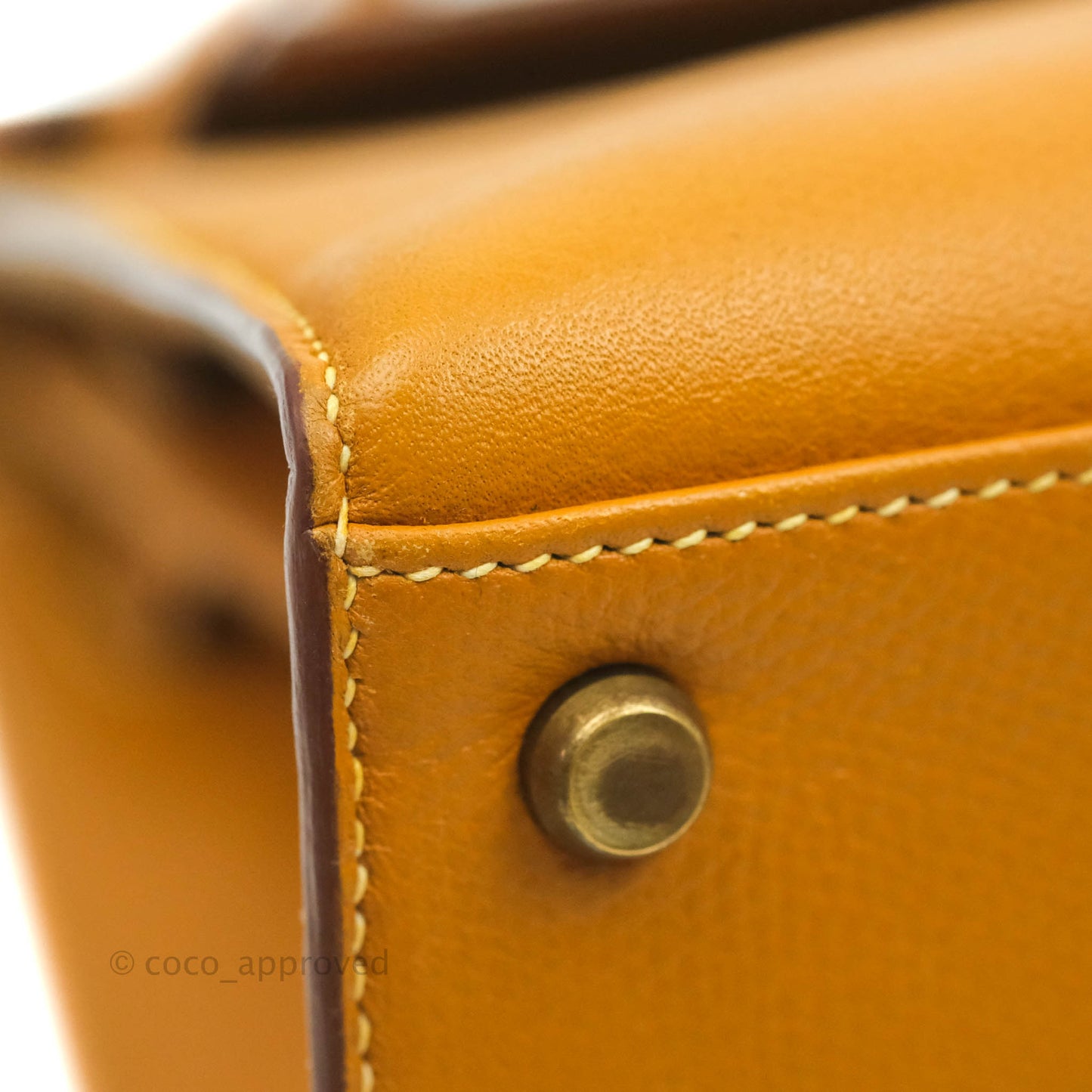 Hermès Vintage Kelly 28 Gold Epsom Gold Hardware