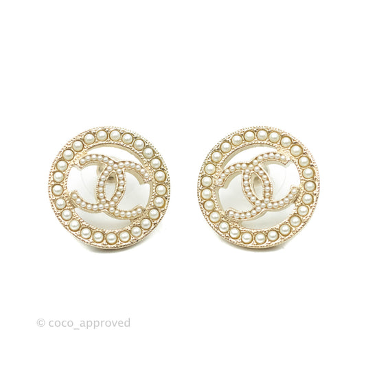 Chanel Pearl CC Round Earrings Gold Tone 17A