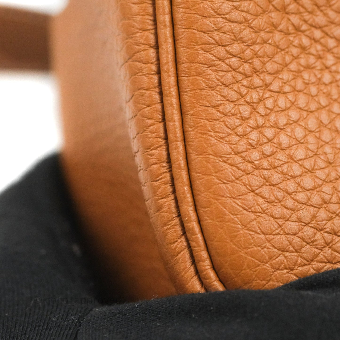 Hermès Mini Lindy 20 Gold Clemence Gold Hardware
