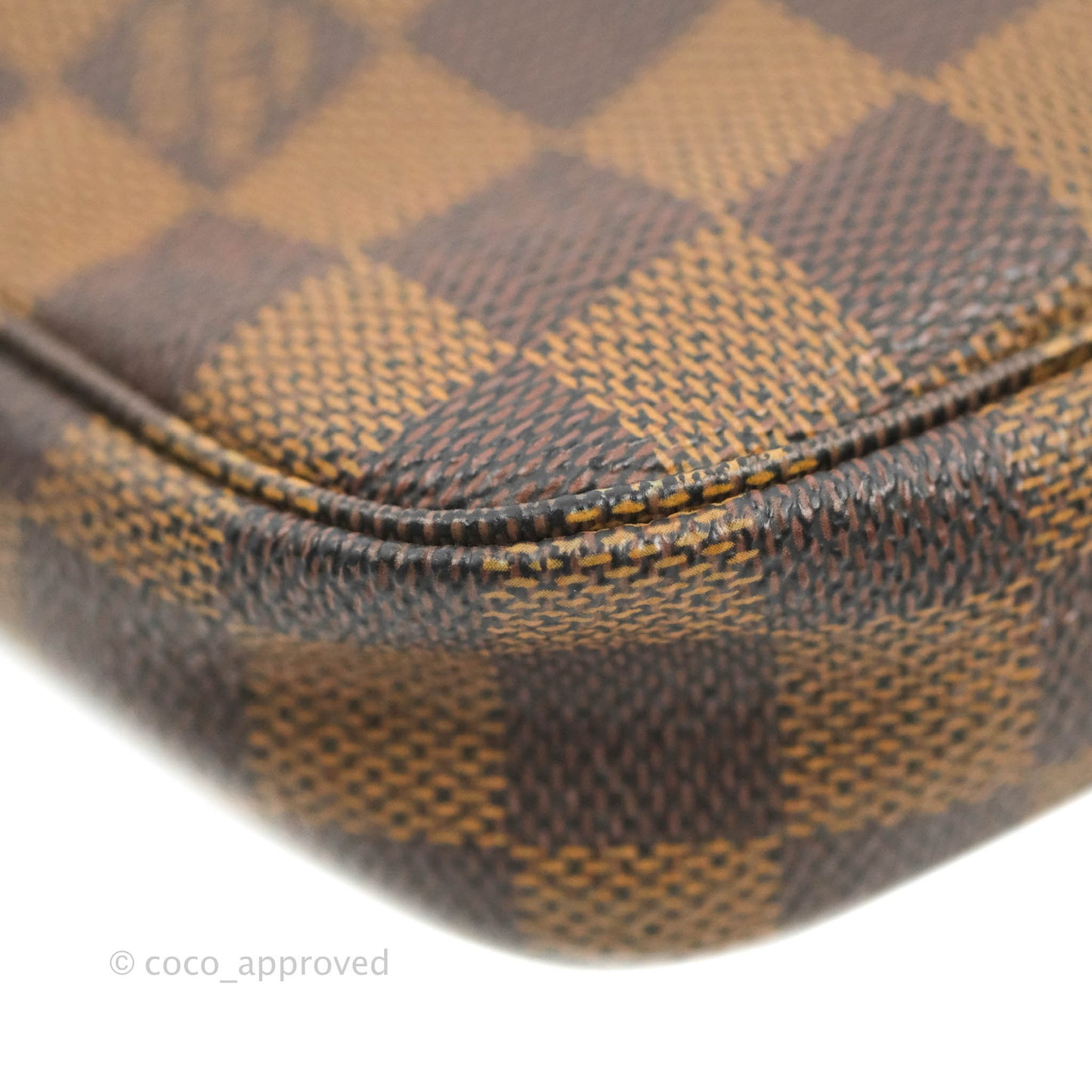 Louis Vuitton Damier Ebene Pochette