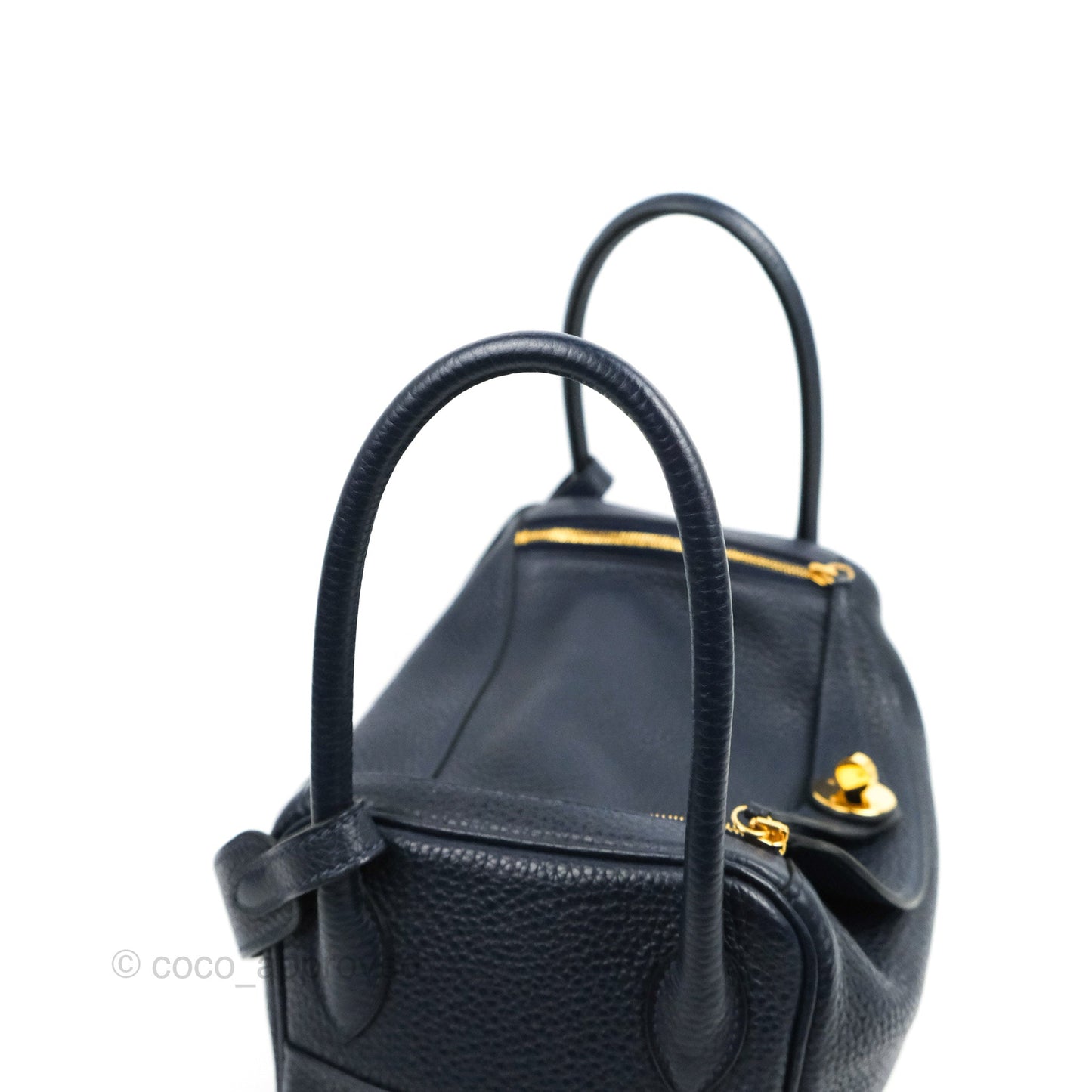 Hermès Lindy 26 Taurillion Clemence Bleu Nuit 2Z Gold Hardware