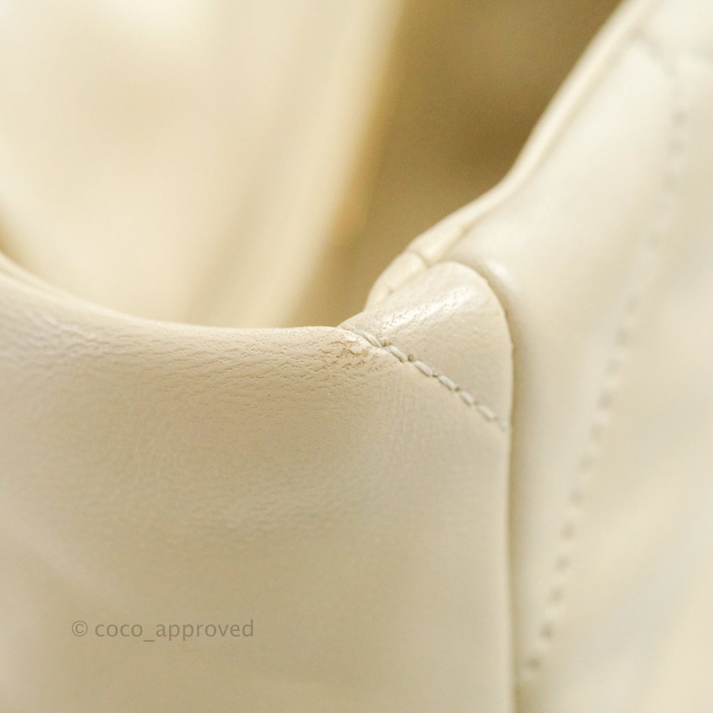 Chanel 19 Medium Ivory Mixed Hardware