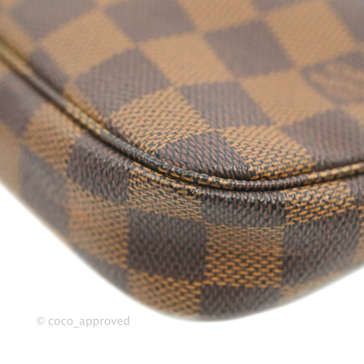 Louis Vuitton Damier Ebene Pochette