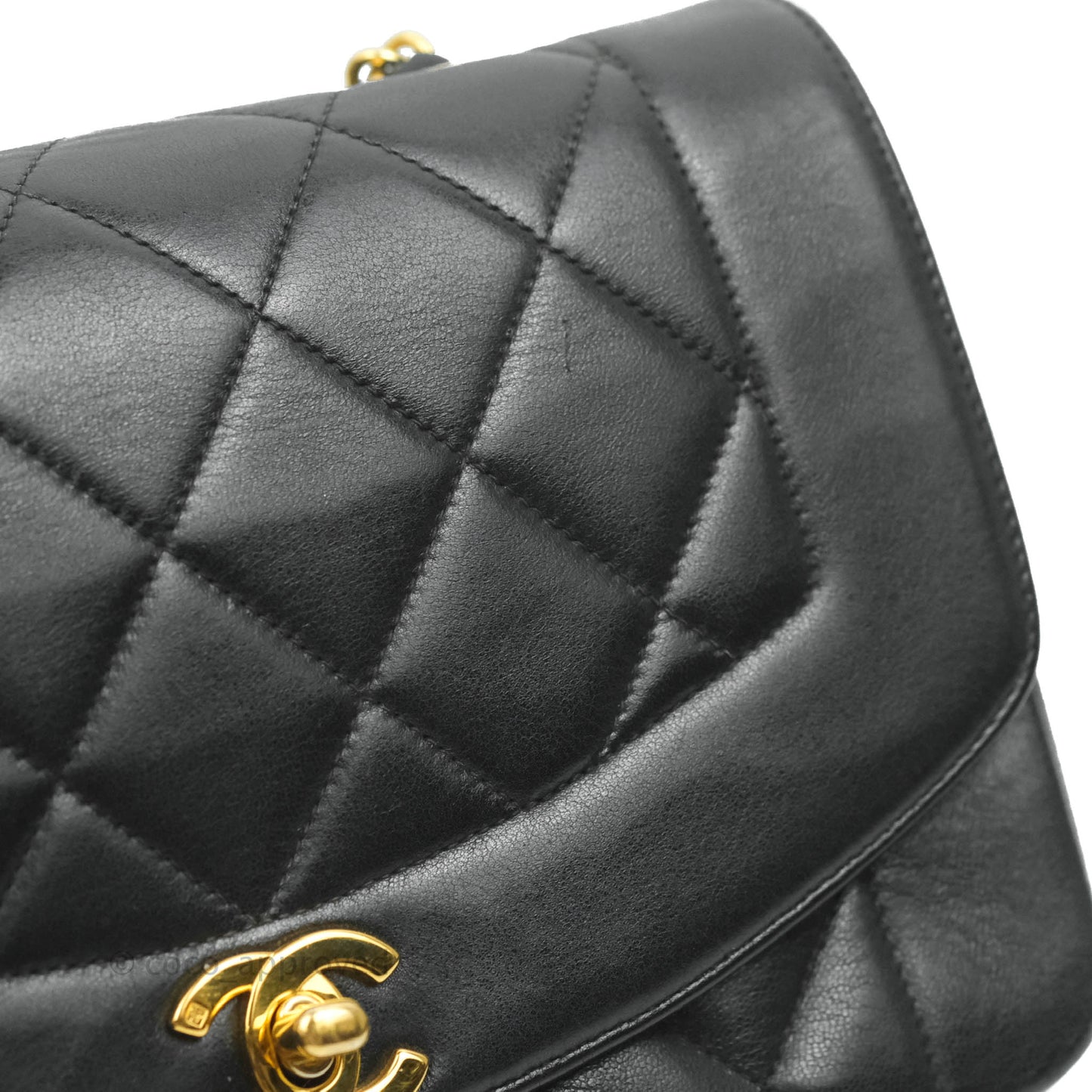 Chanel Black Quilted Lambskin Small Vintage Classic Diana Flap Bag