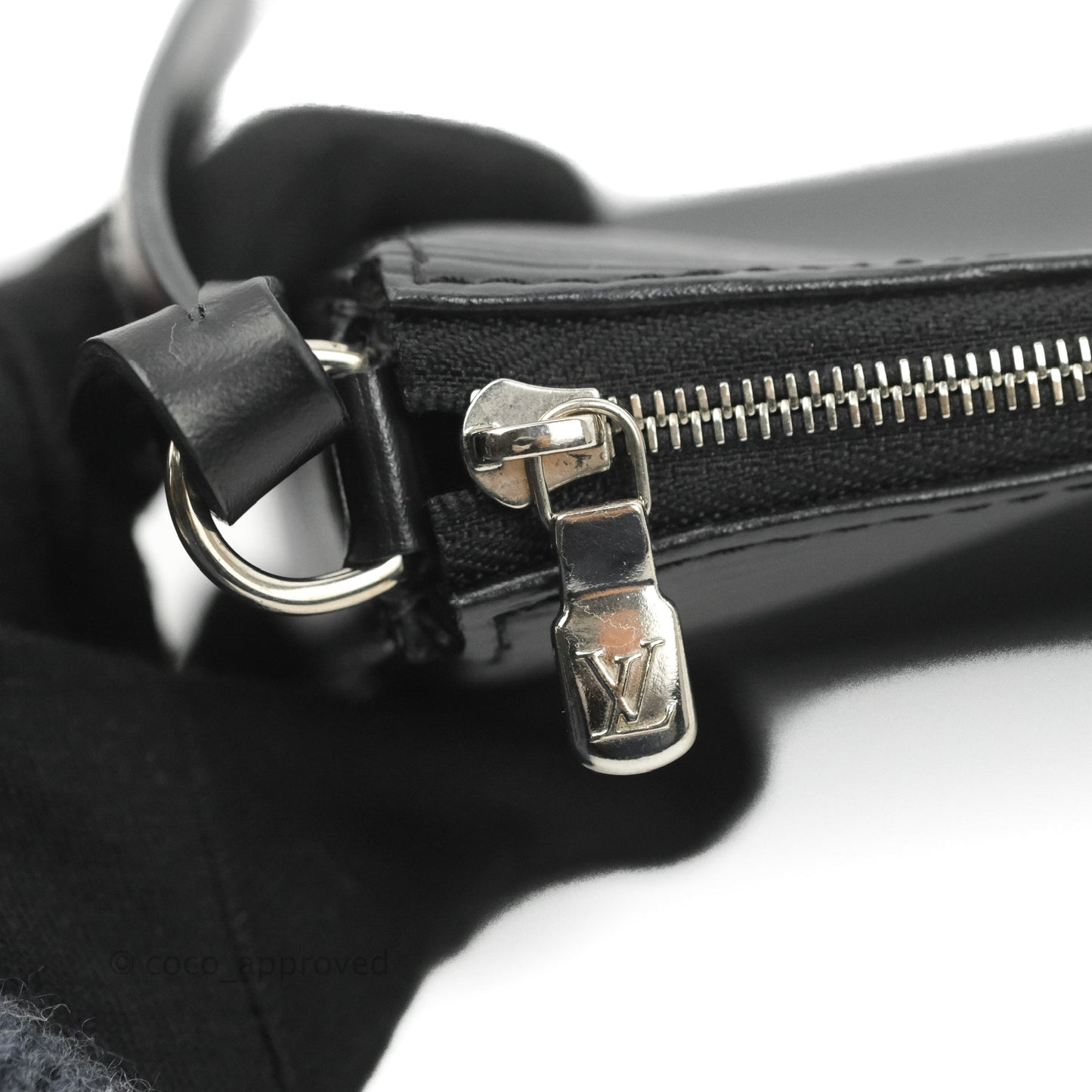 Louis Vuitton Epi Pochette Accessories NM Black