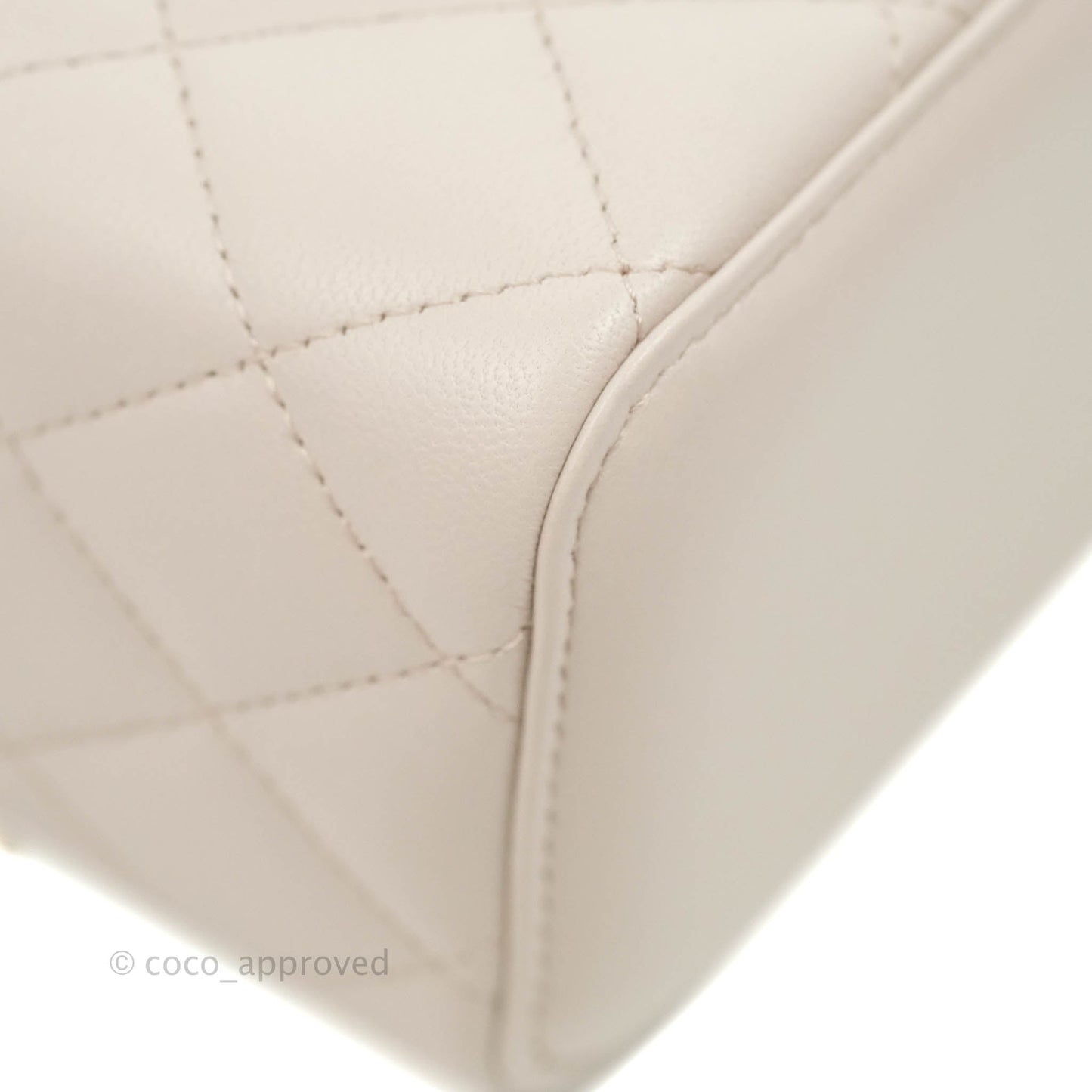 Chanel Vanity with Pearl Crush Chain Pale Lilac Pink Lambskin Aged Gold Hardware