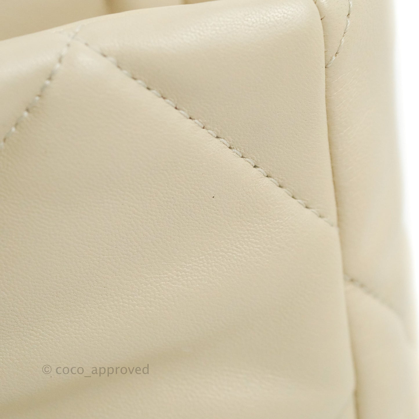 Chanel 19 Medium Ivory Mixed Hardware