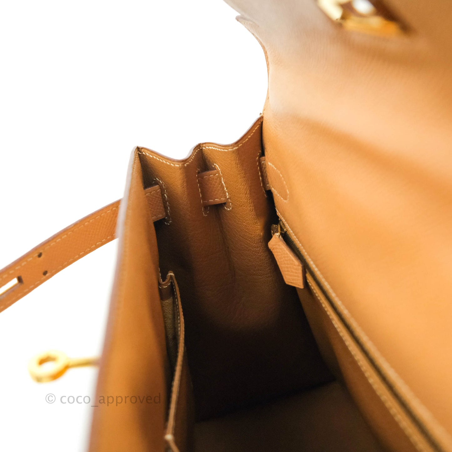 Hermès Vintage Kelly 28 Gold Natural Courchevel Sellier Gold Hardware